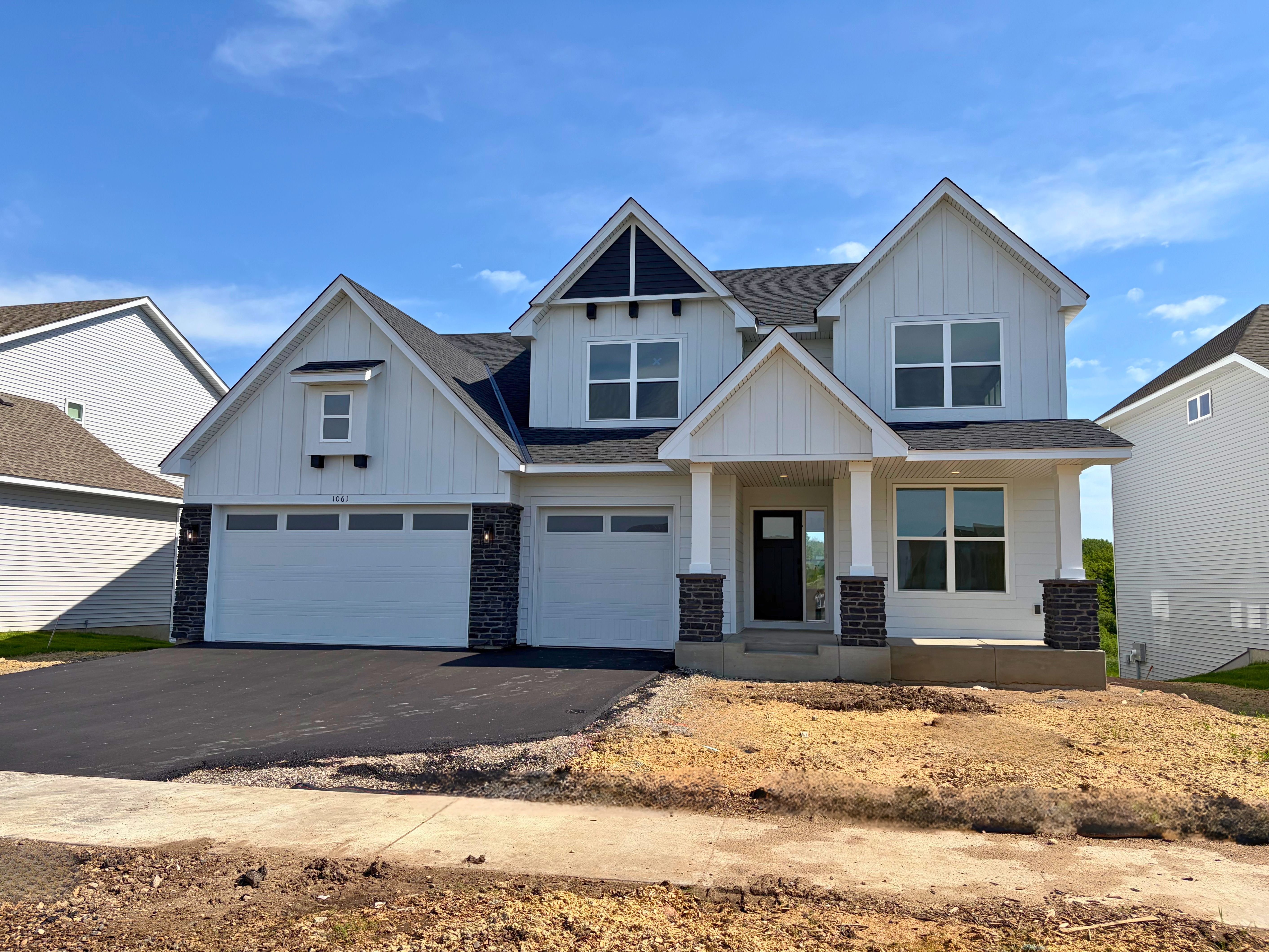 Exterior:eef0098b 1282 485e 8028 d46c1a7ad1a6
