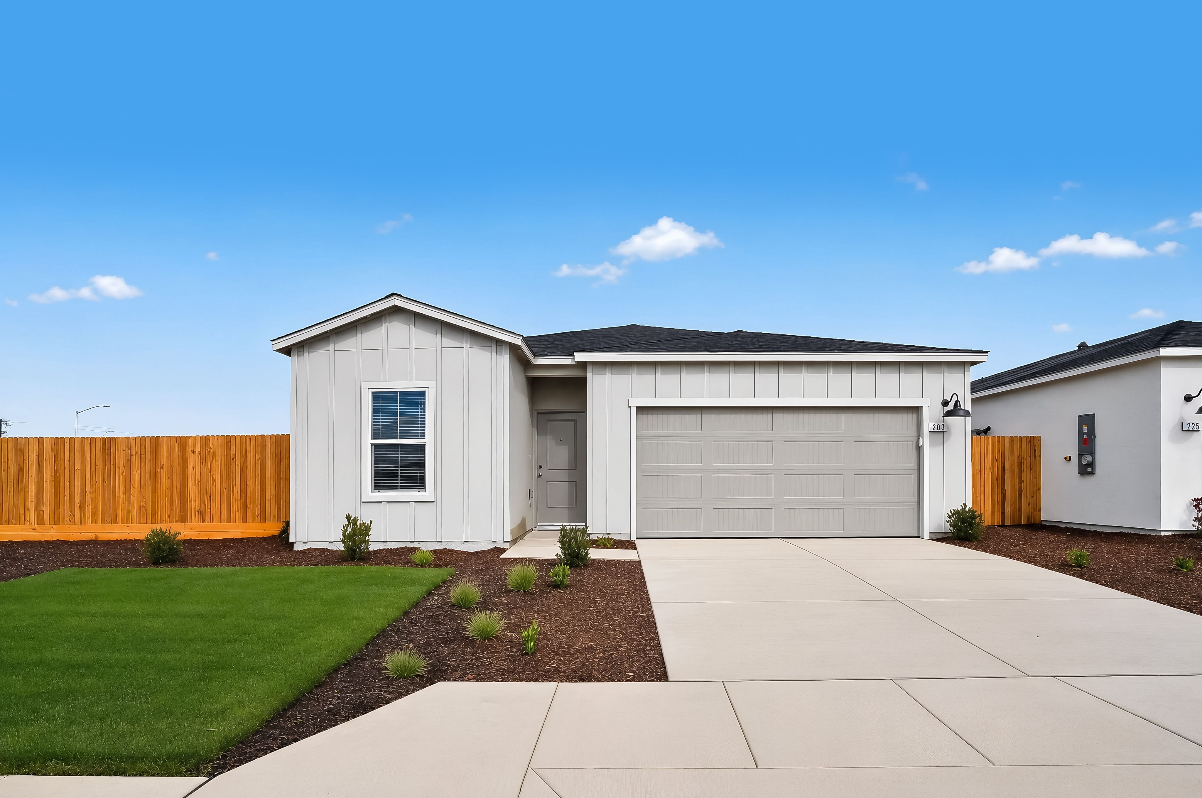 Exterior:Los Prados Indy 1