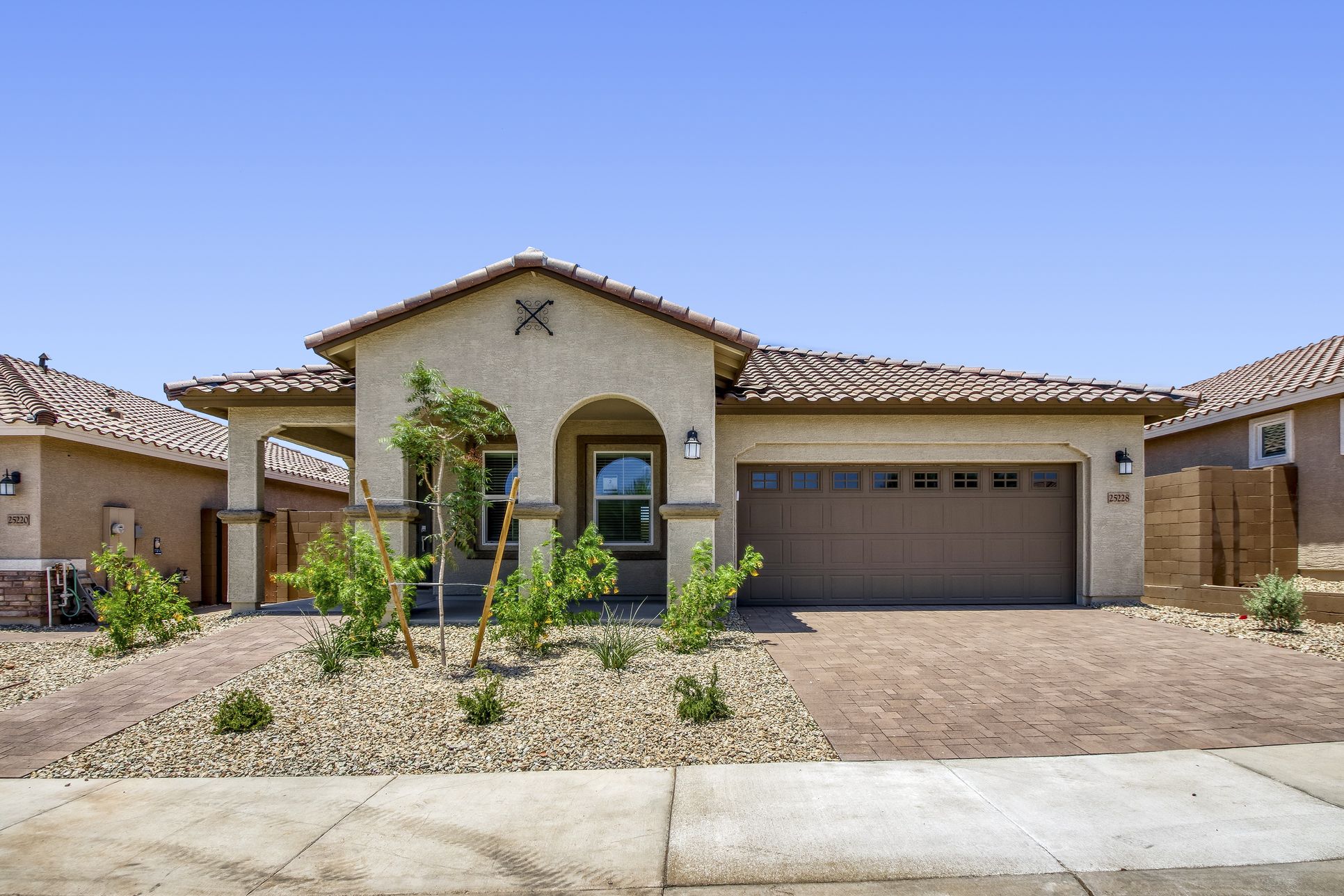 Exterior:25228 N 174th Ln Print Quality 001 01 Exterior Front