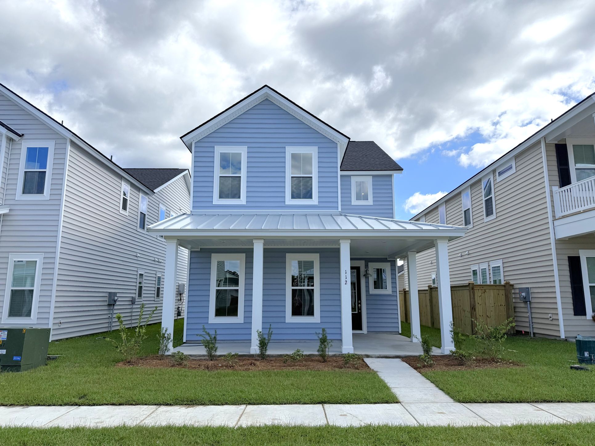 Exterior:31005603045