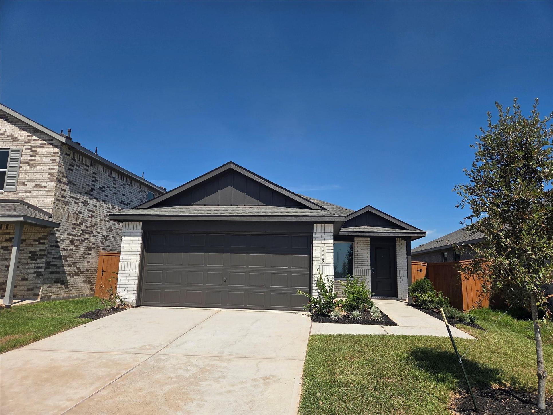 Exterior:1119 Blue Stone Drive