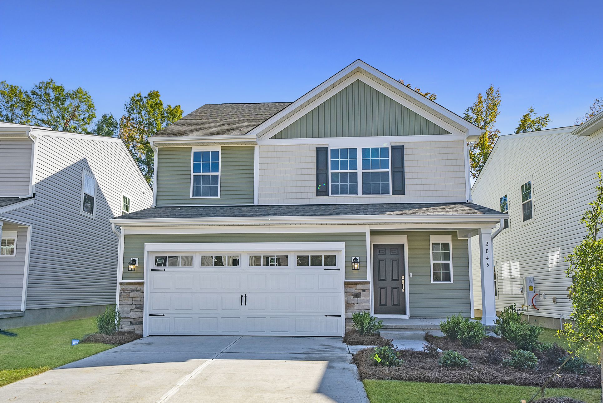 Exterior:56 Emerson Oldfield (2)