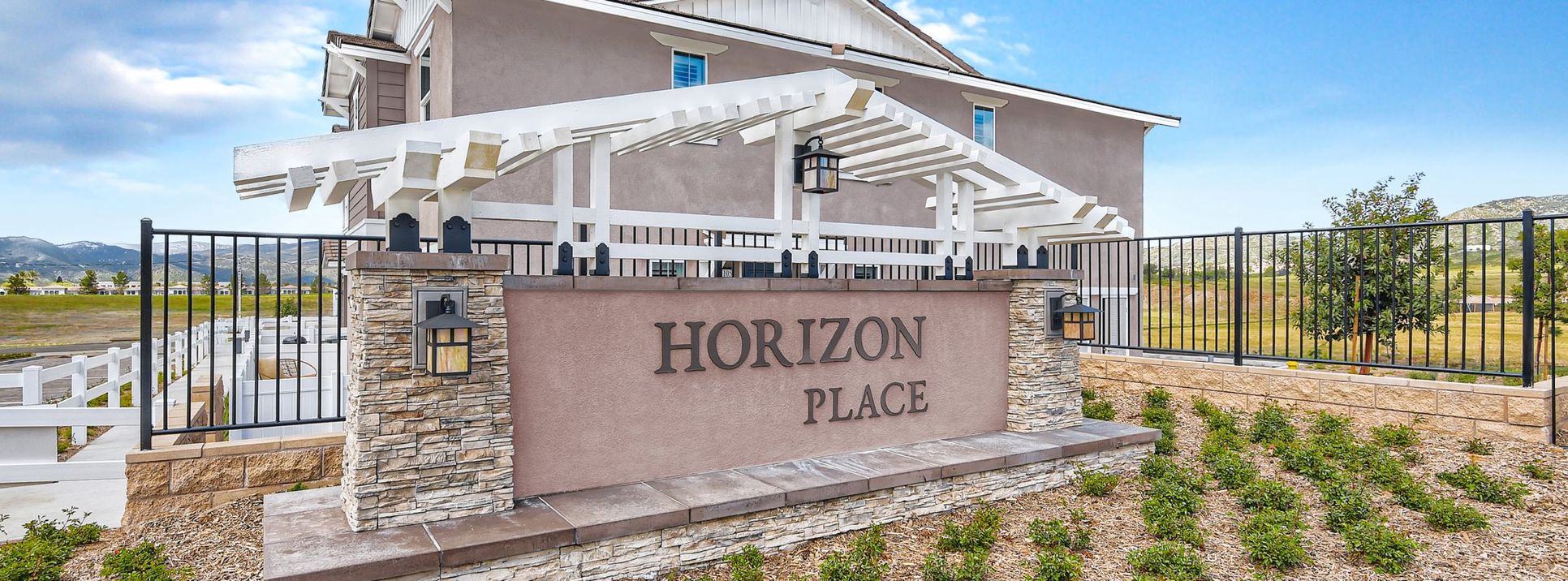 Horizon Place entry monument