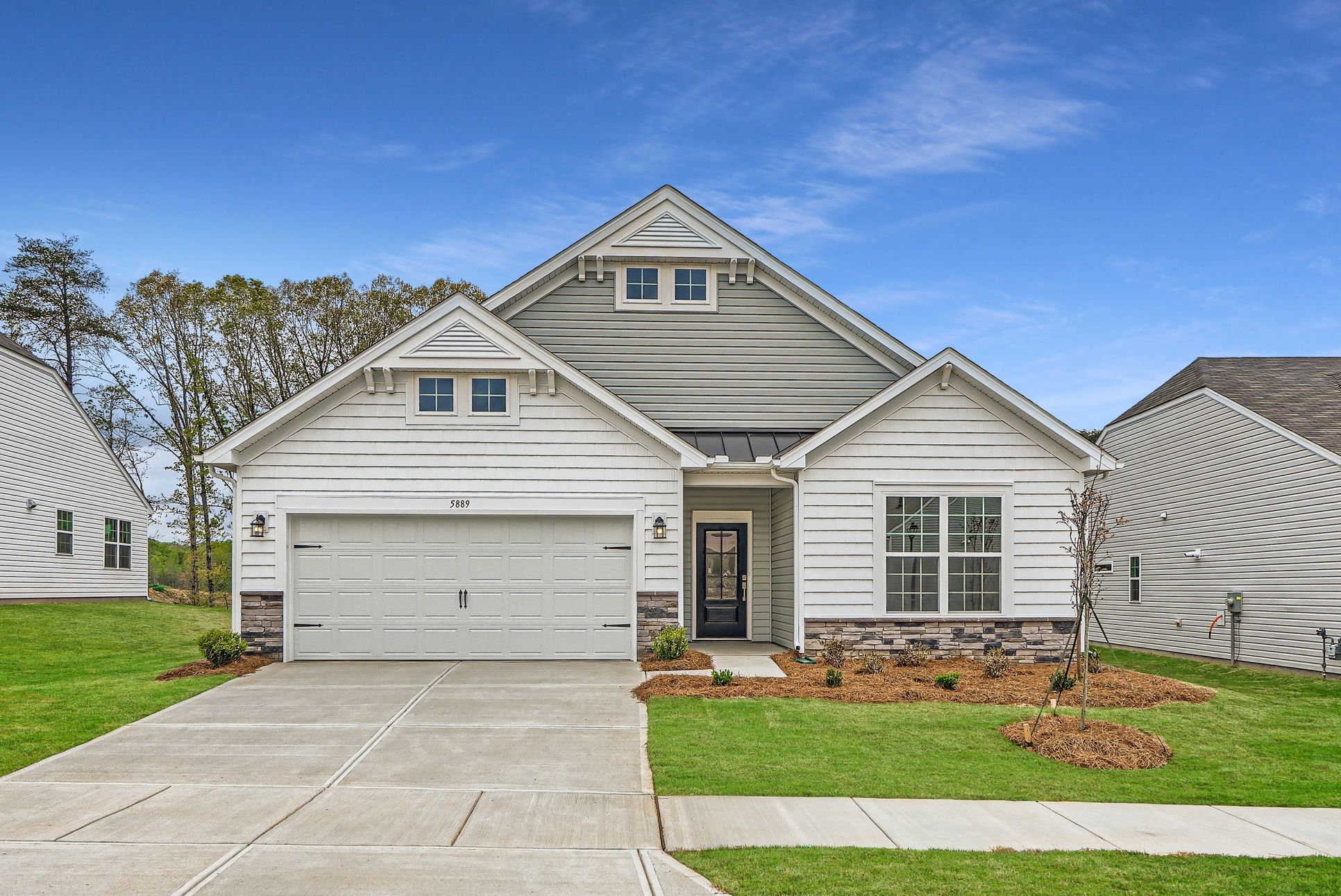 Exterior:5889 Oak Branch Circle Print Quality 001 01 Exterior Front