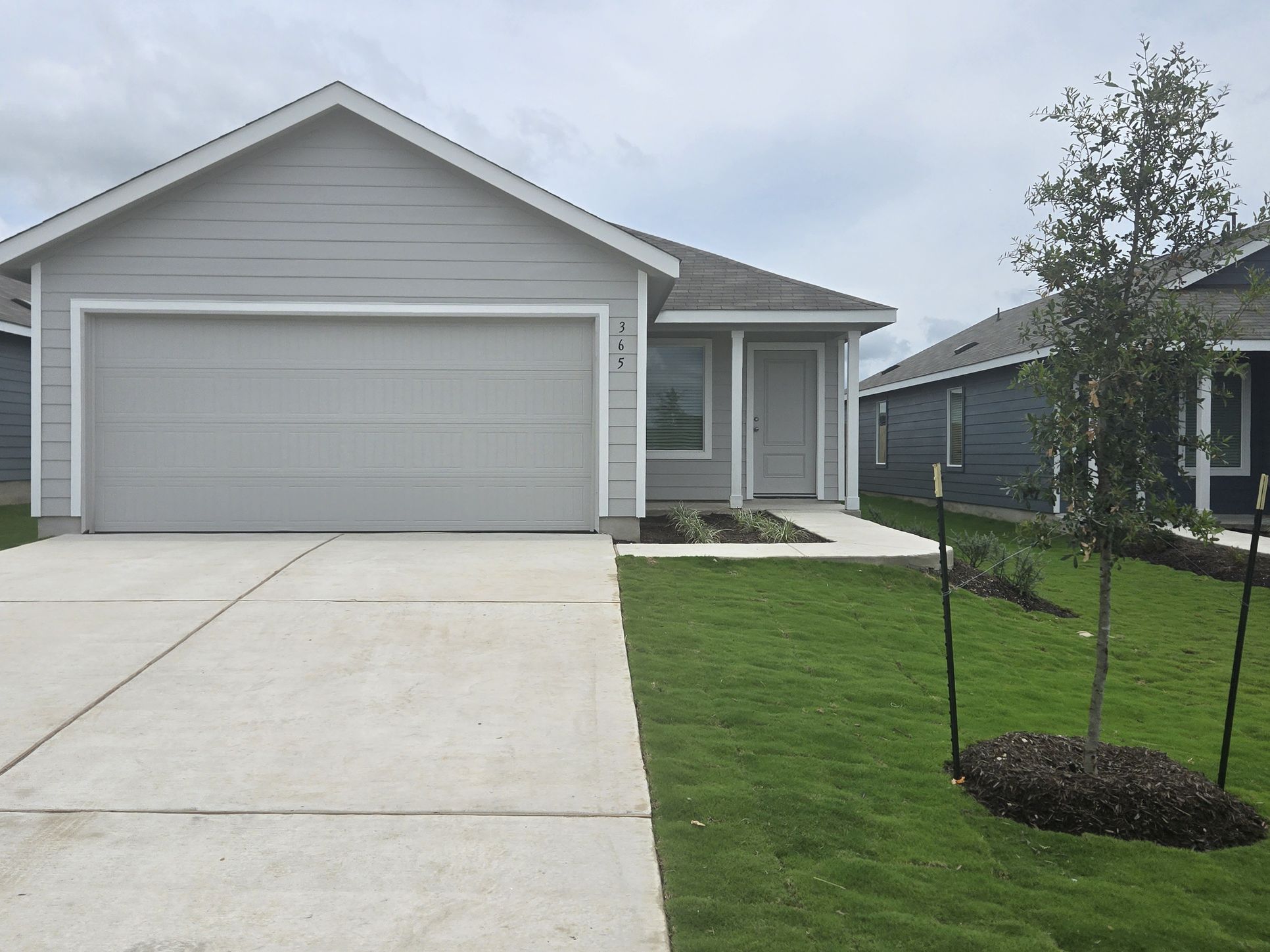 Exterior:1000007292
