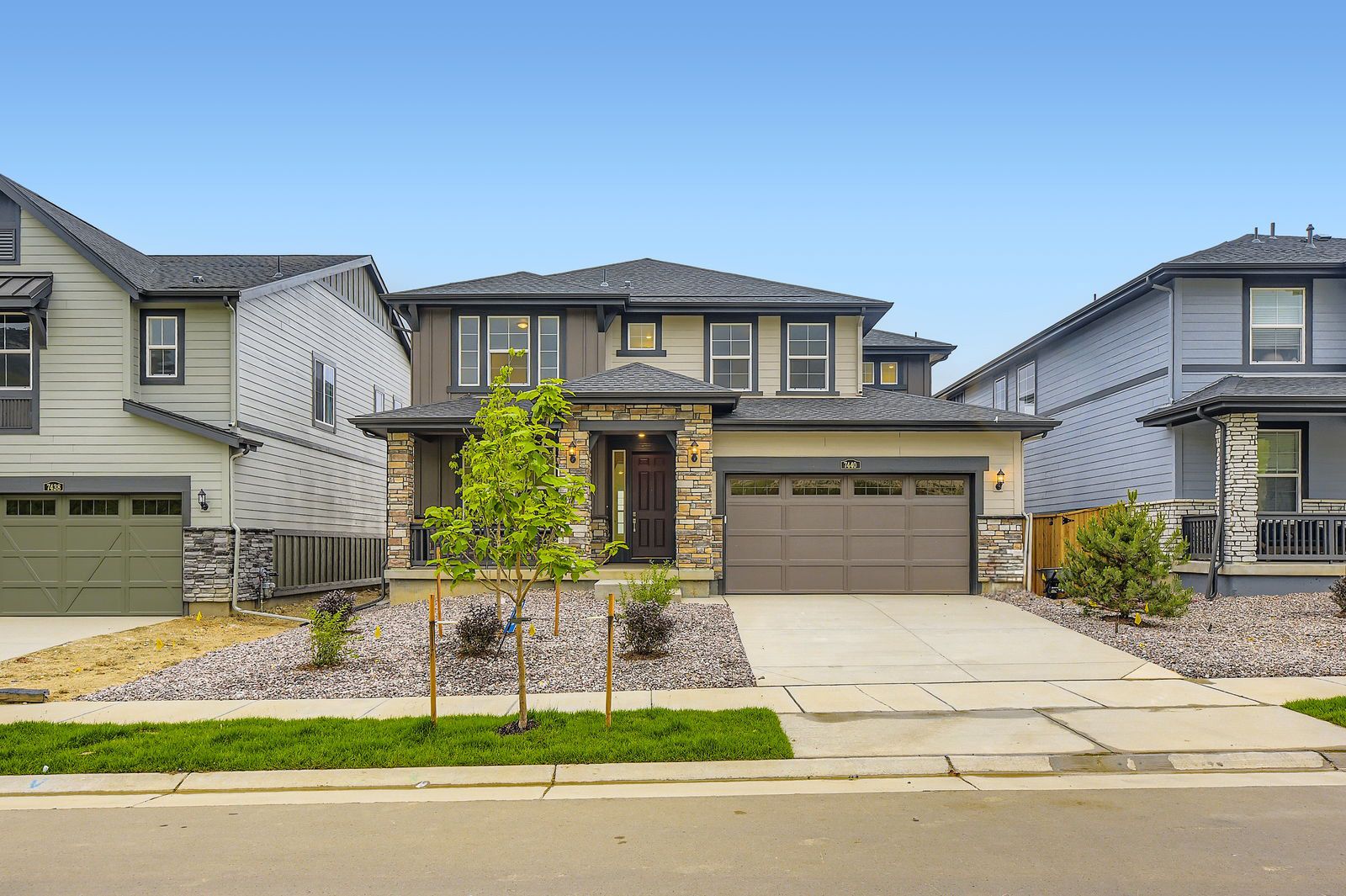 Exterior:7440 s yank court Exterior Front