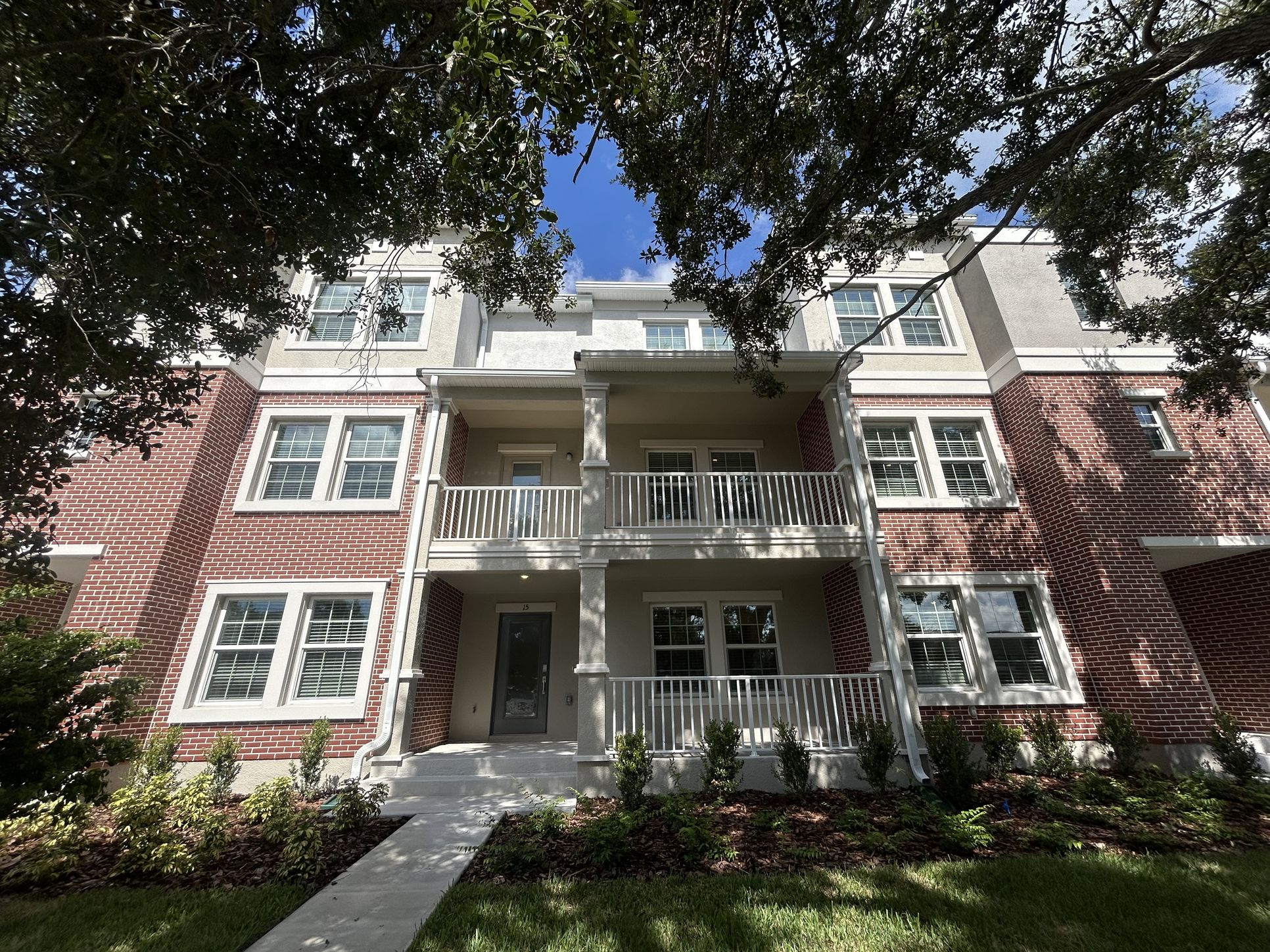 Exterior:15