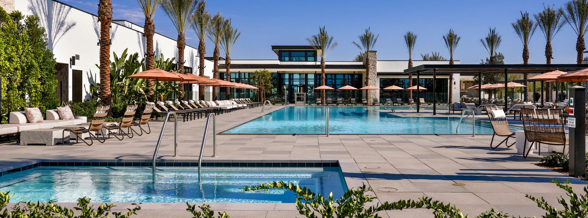 Metro Heights Amenity The Club Pool 7of19
