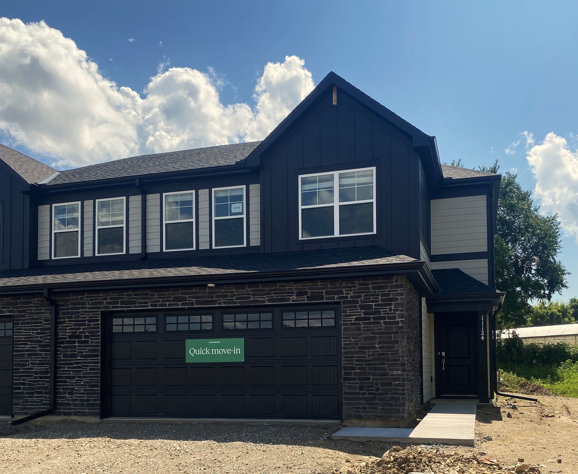 Exterior:ext