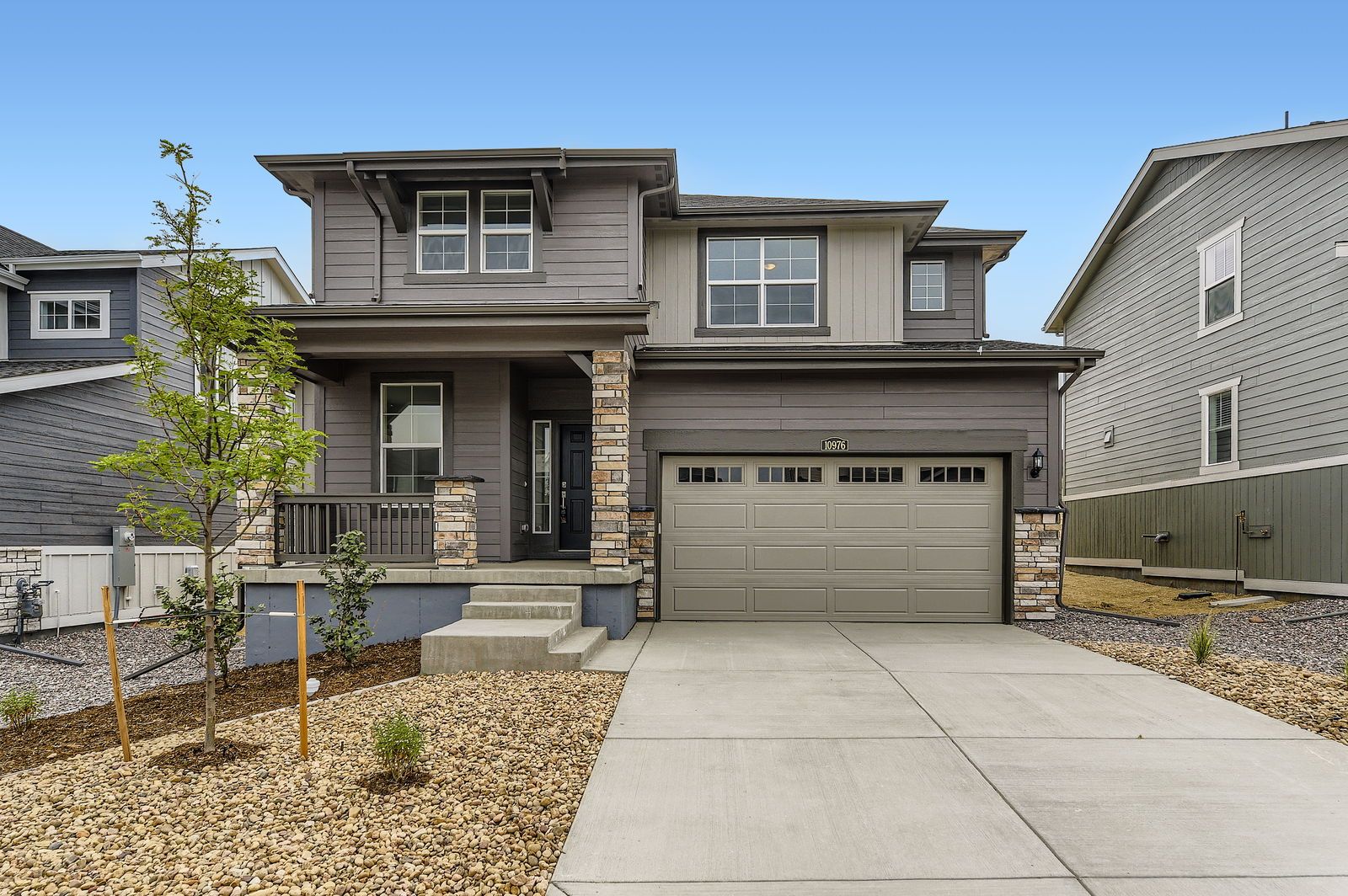 Exterior:10976 Snowdon Street Exterior Front