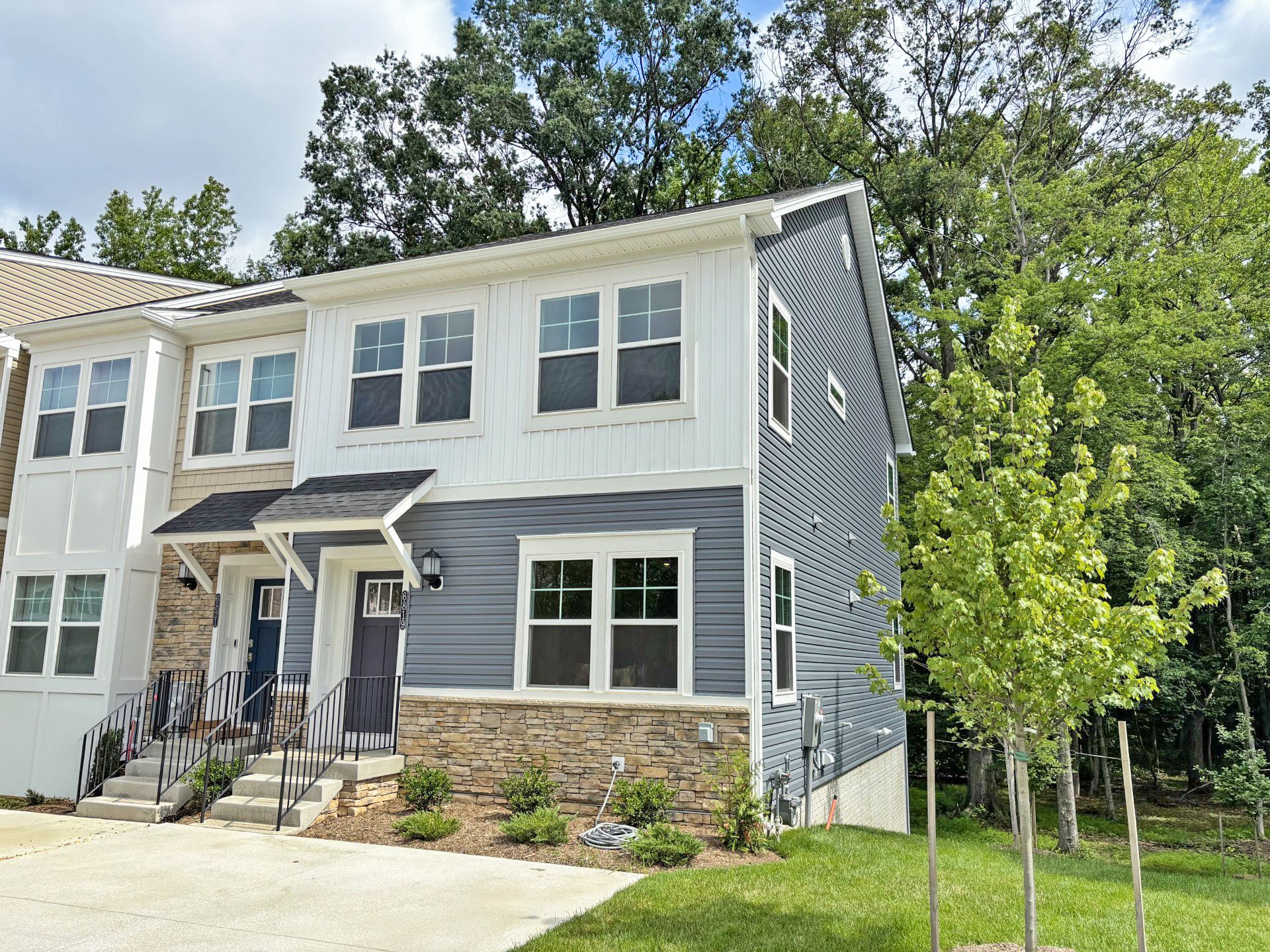 Exterior:#37   01