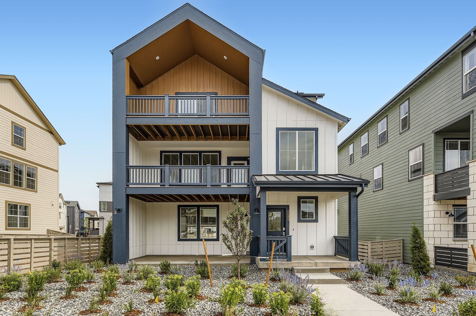 Exterior:7292 Waterleaf Trl Exterior Front