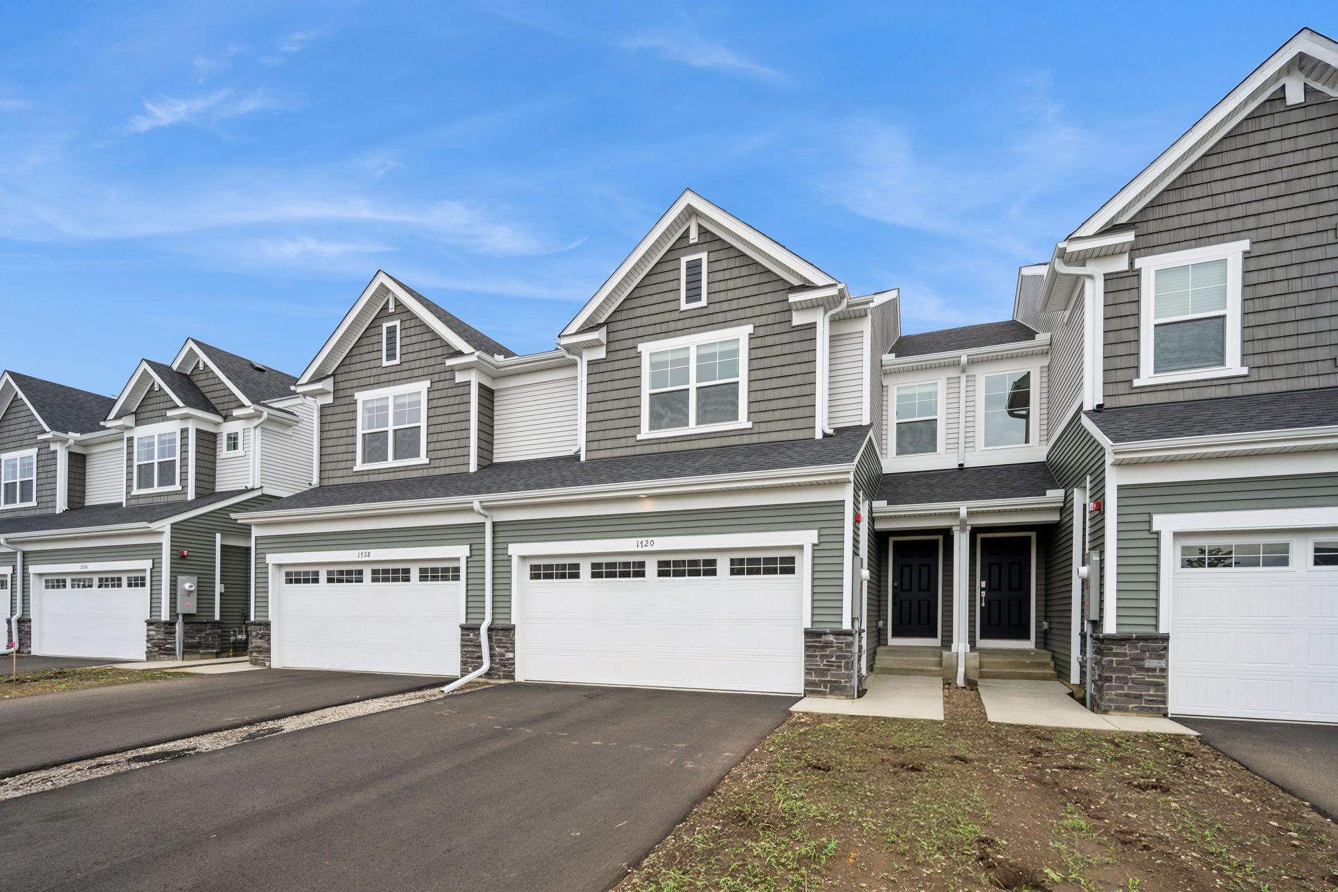 Exterior:01 1720 Tyrone Dr 2001 Hi Res copy 2 (1)