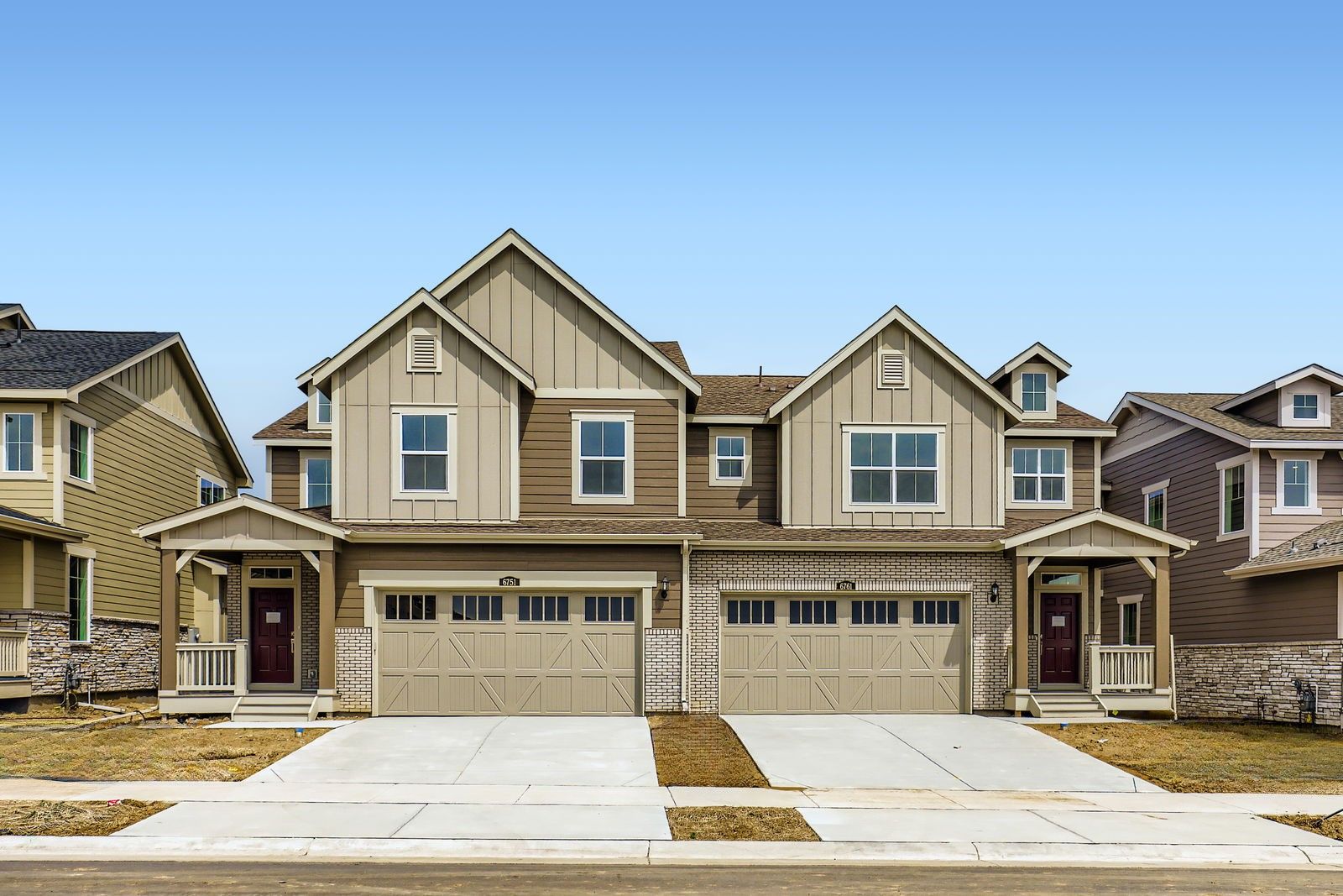 Exterior:6751 Arbor Blvd E Exterior Front