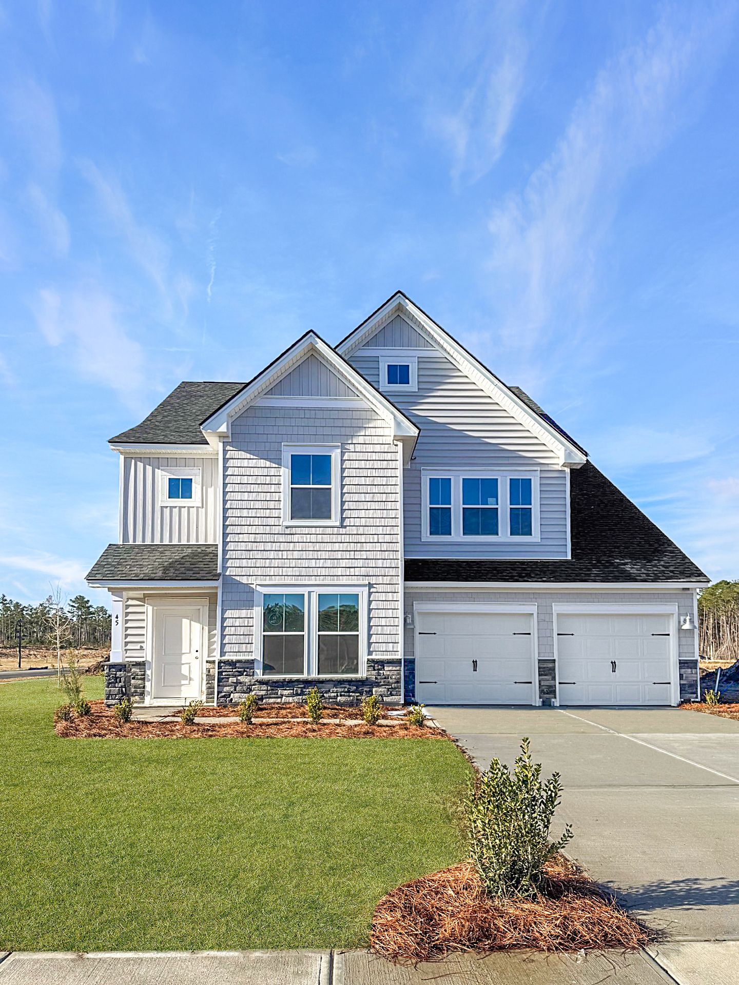 Exterior:Savannah Arbor Fanning Exterior 3