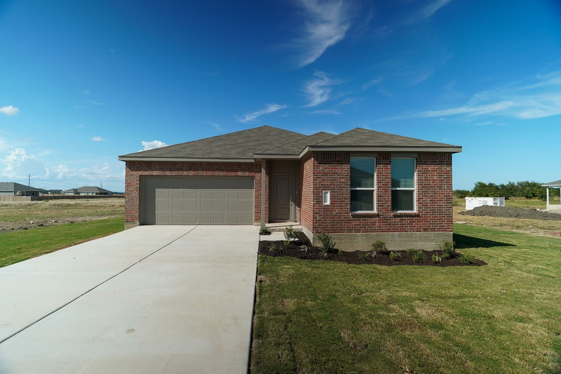 Exterior:1055 YO Ranch loop 2