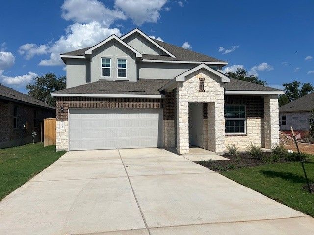 Exterior:164 Cibolo Creek Lp Front