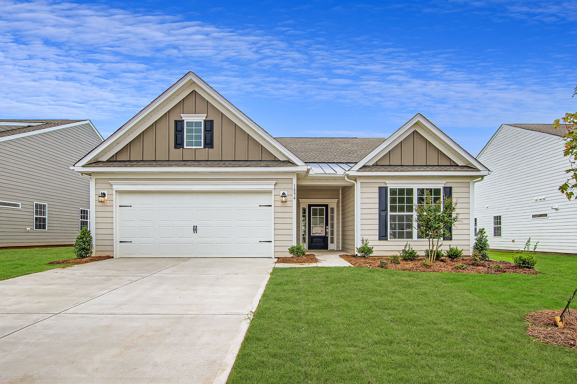 Exterior:1894 Bentwind Road Print Quality 001 01 Exterior Front