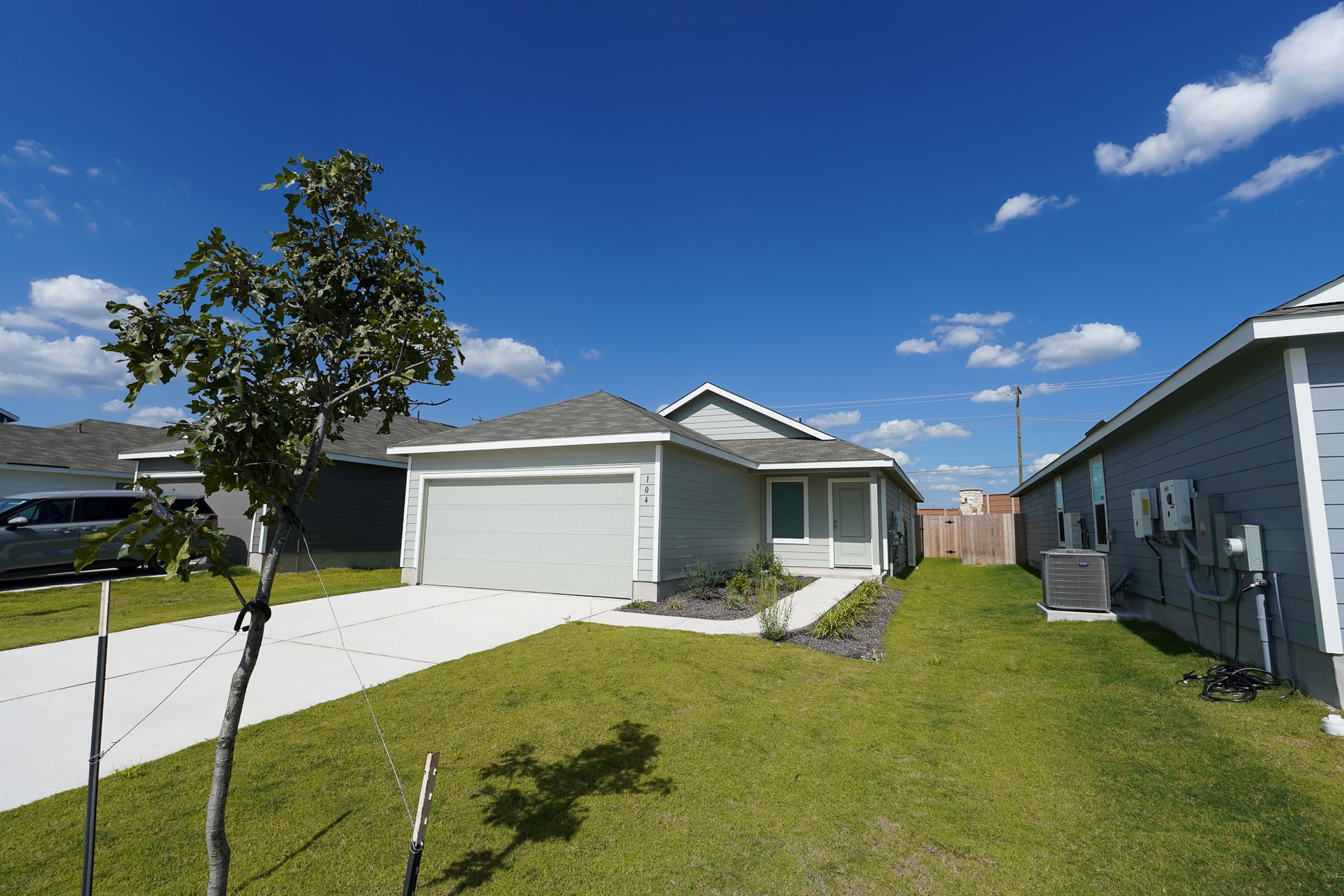 Exterior:002 104 Burt Rainey Lane