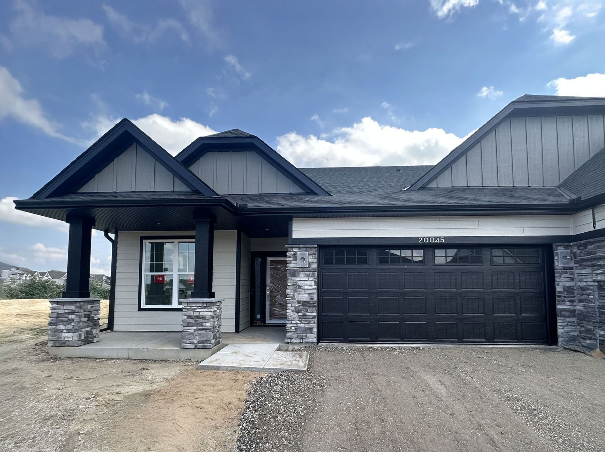 Exterior:20045 66th