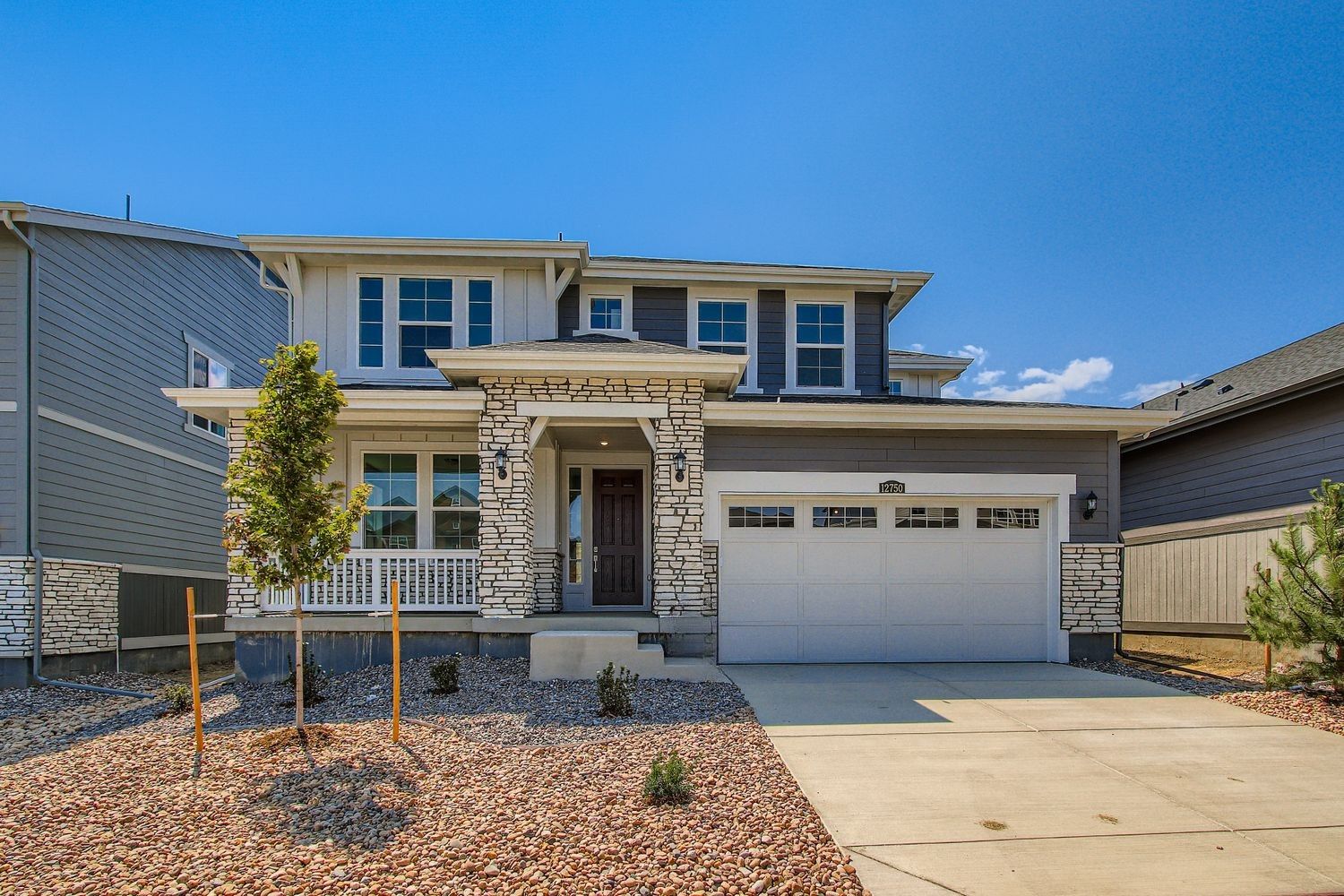 Exterior:12750 W Glasgow Place Exterior Front