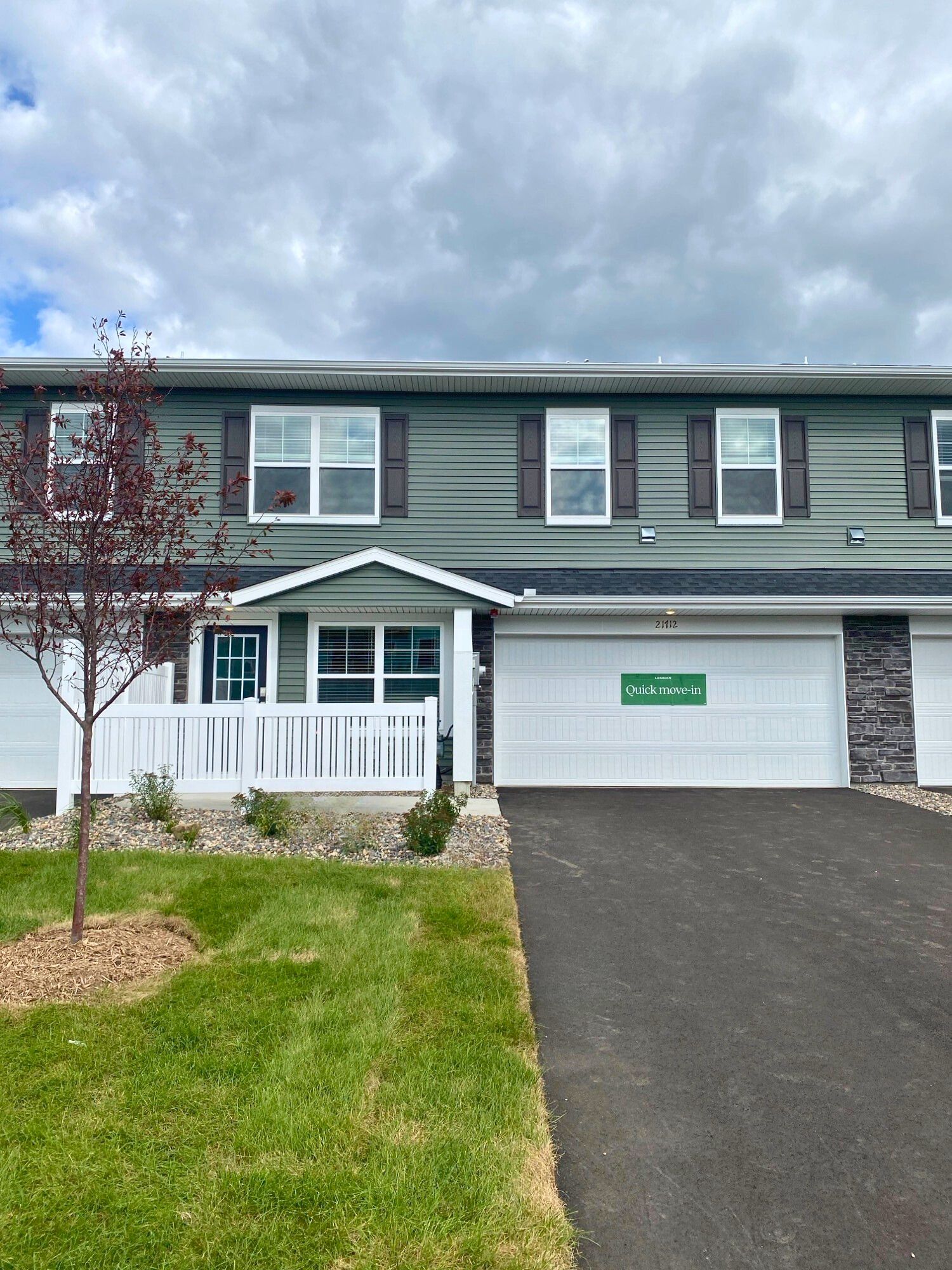 Exterior:a159649a a29f 4901 8590 29927a452ae8