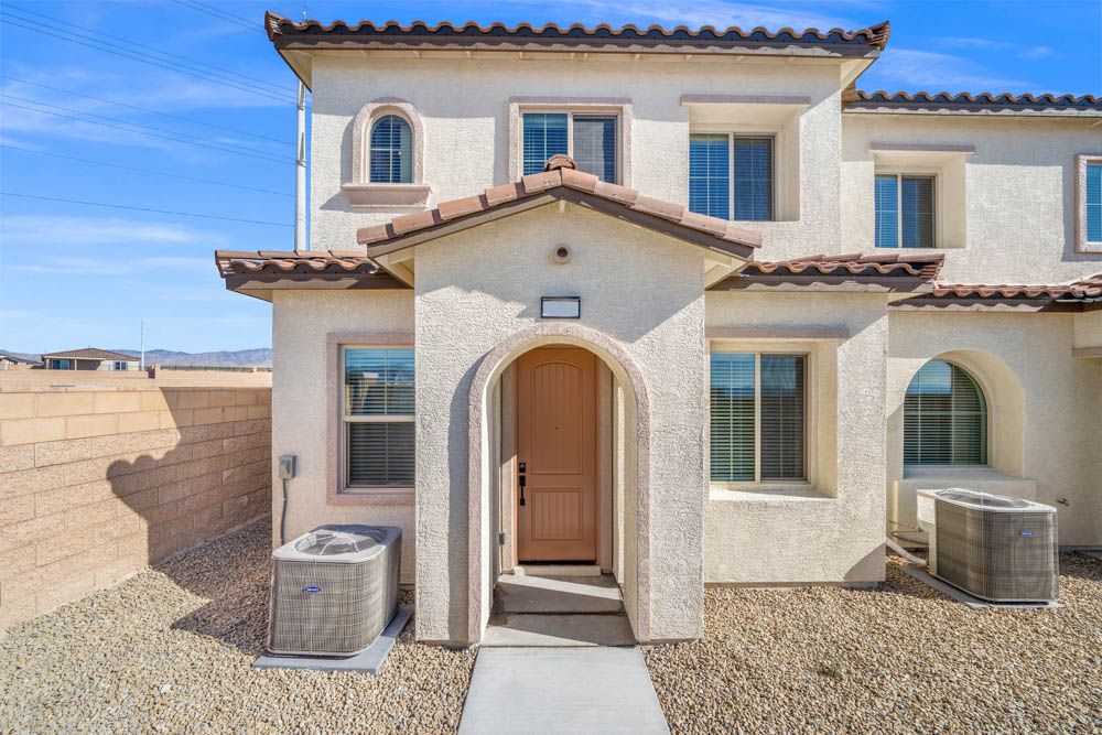 Welcome home to the Wheeler at LGI Homes.