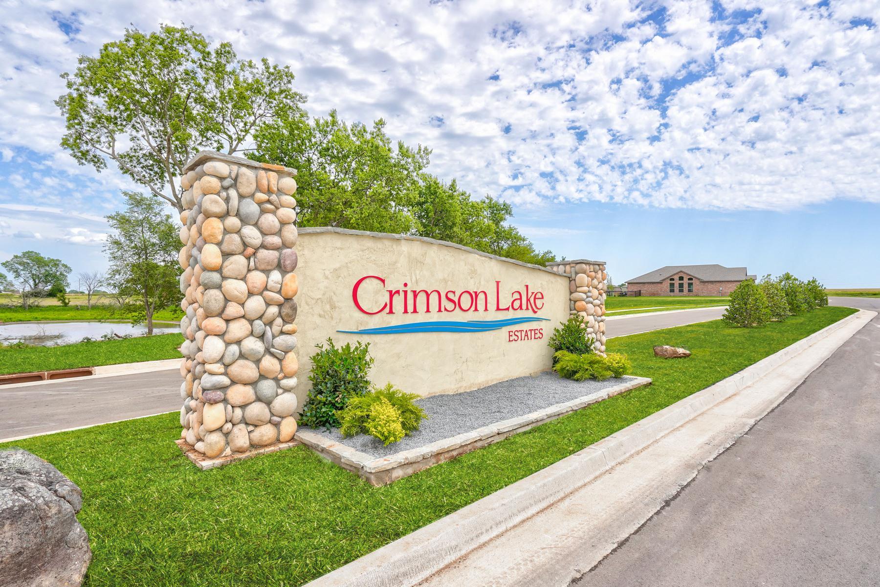 LGI Homes at Crimson Lake Estates:This gorgeous entry monument greets you as you enter the community.
