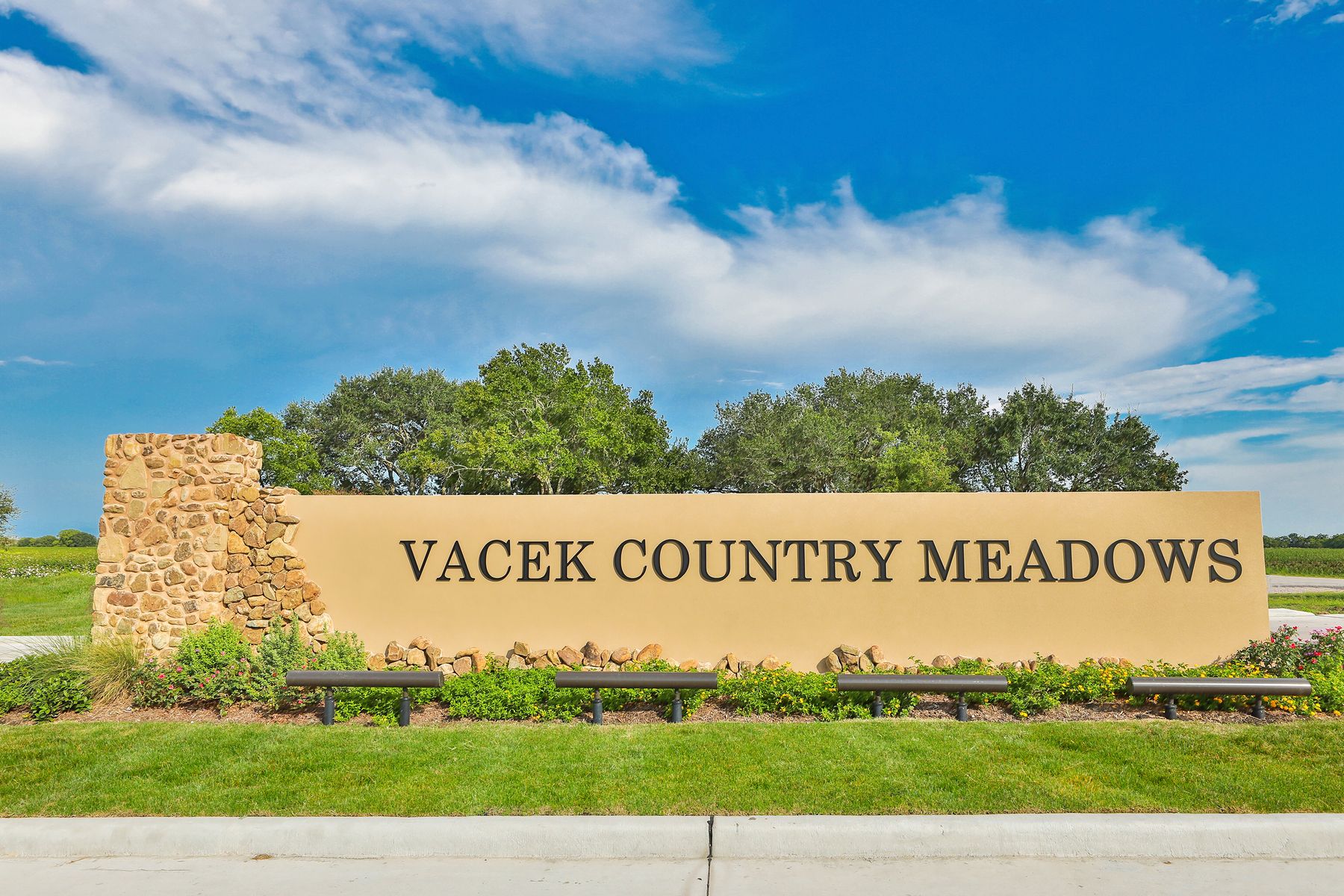 Vacek Country Meadows by LGI Homes:Welcome to this serene community of new homes located in Richmond, Texas.