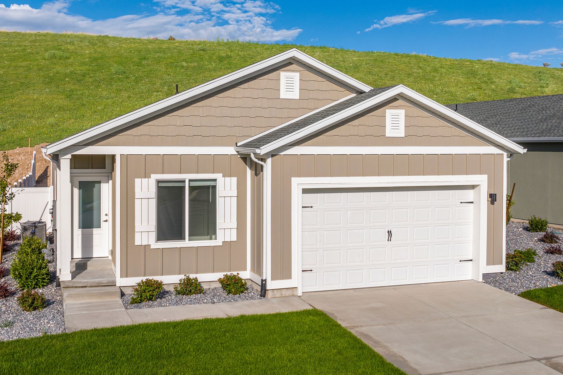 The Bruin is a charming 3 bedroom/2 bathroom home