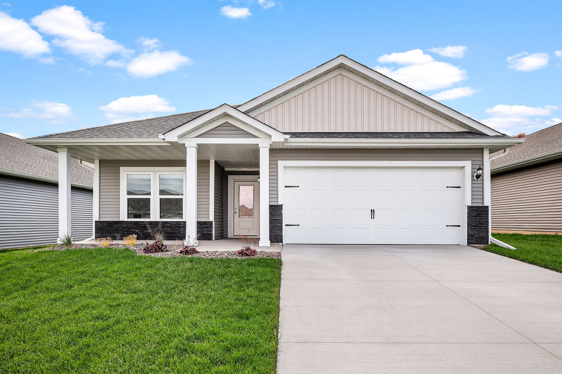 The Floyd by LGI Homes:The Floyd is a beautiful single story home.