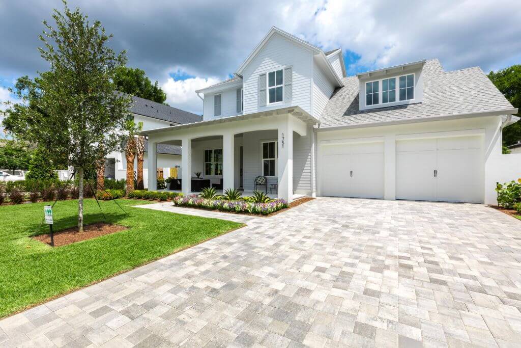 Lundev Custom Homes,32789