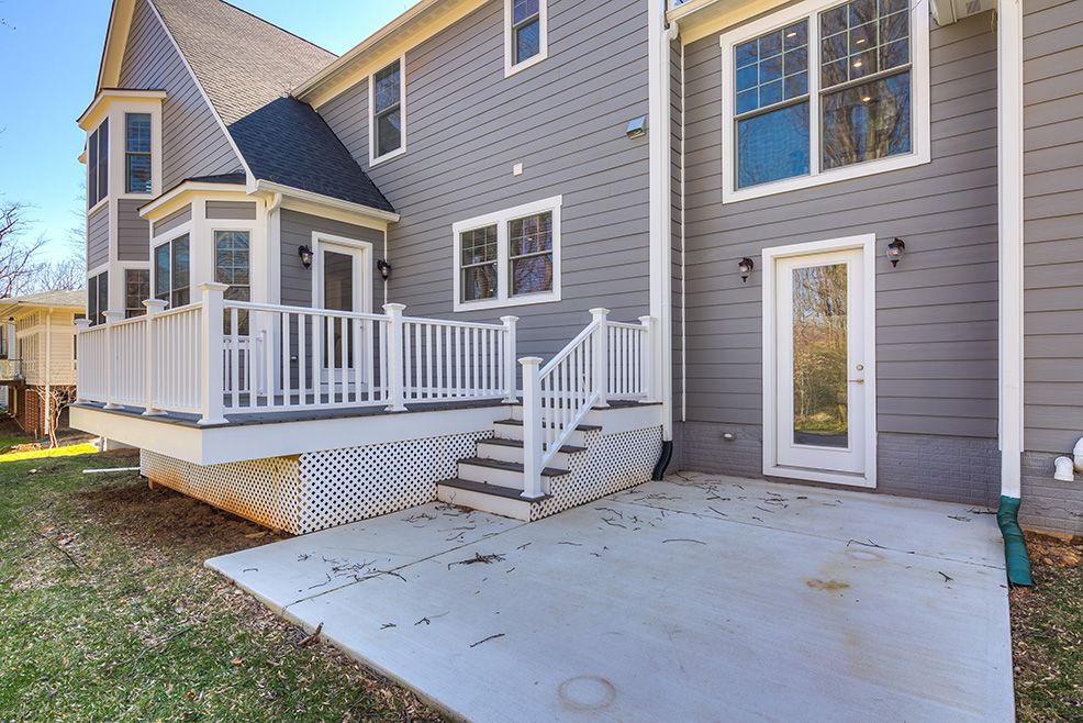 Luxmanor Custom Home Builders,20852