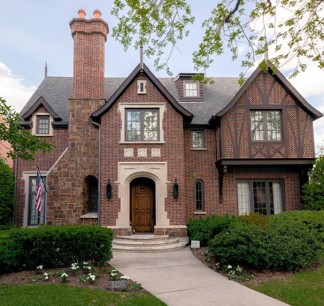 Mark Clifton Homes,75205