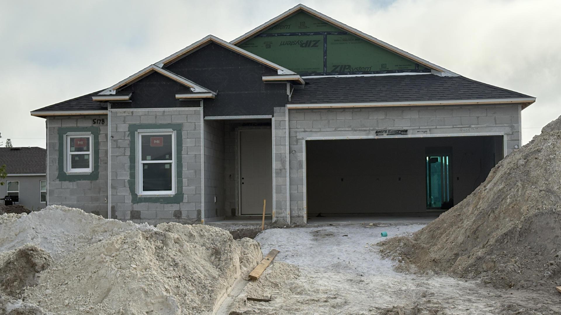 Exterior:Street View