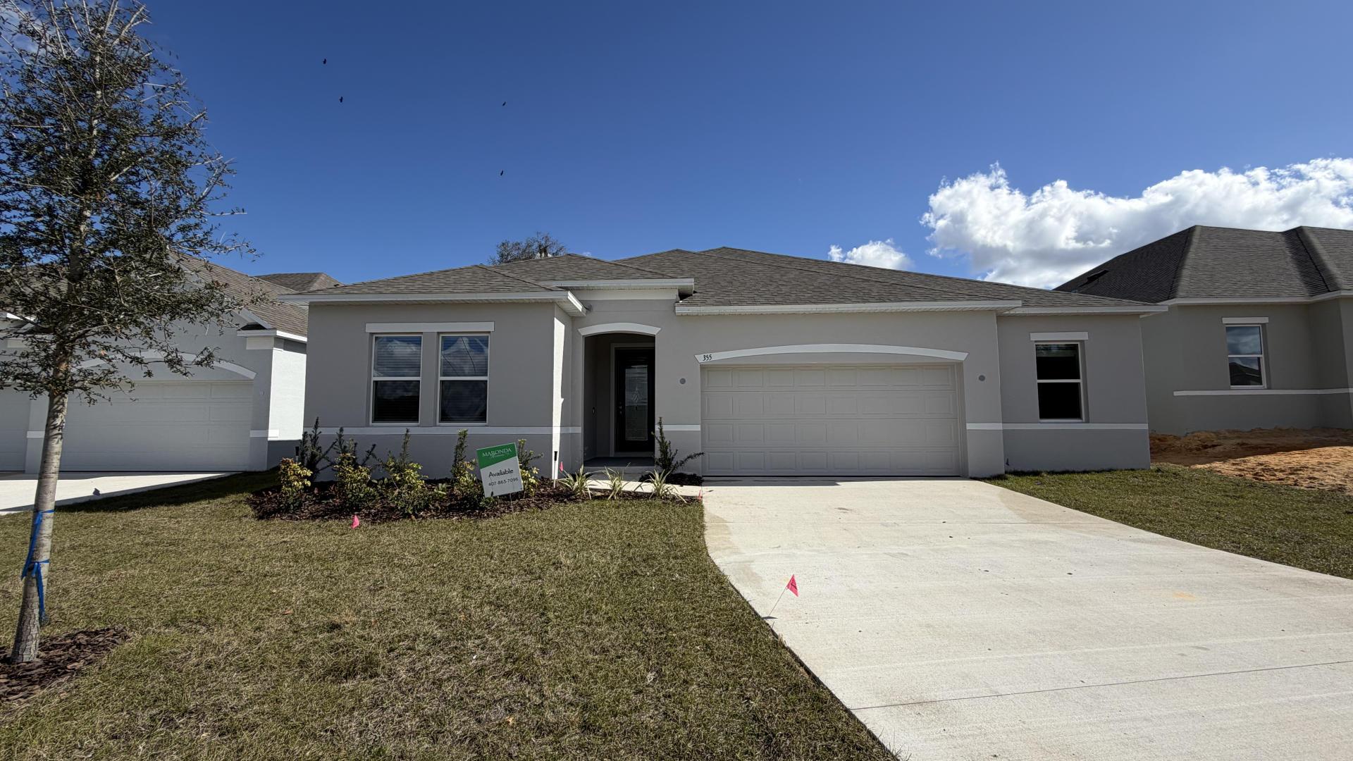 Exterior:Street View