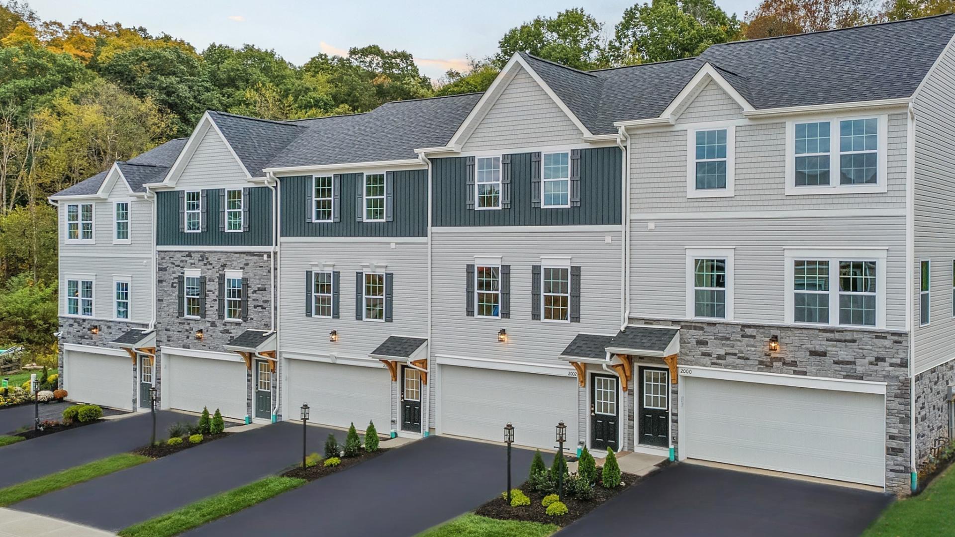 Exterior:Street View