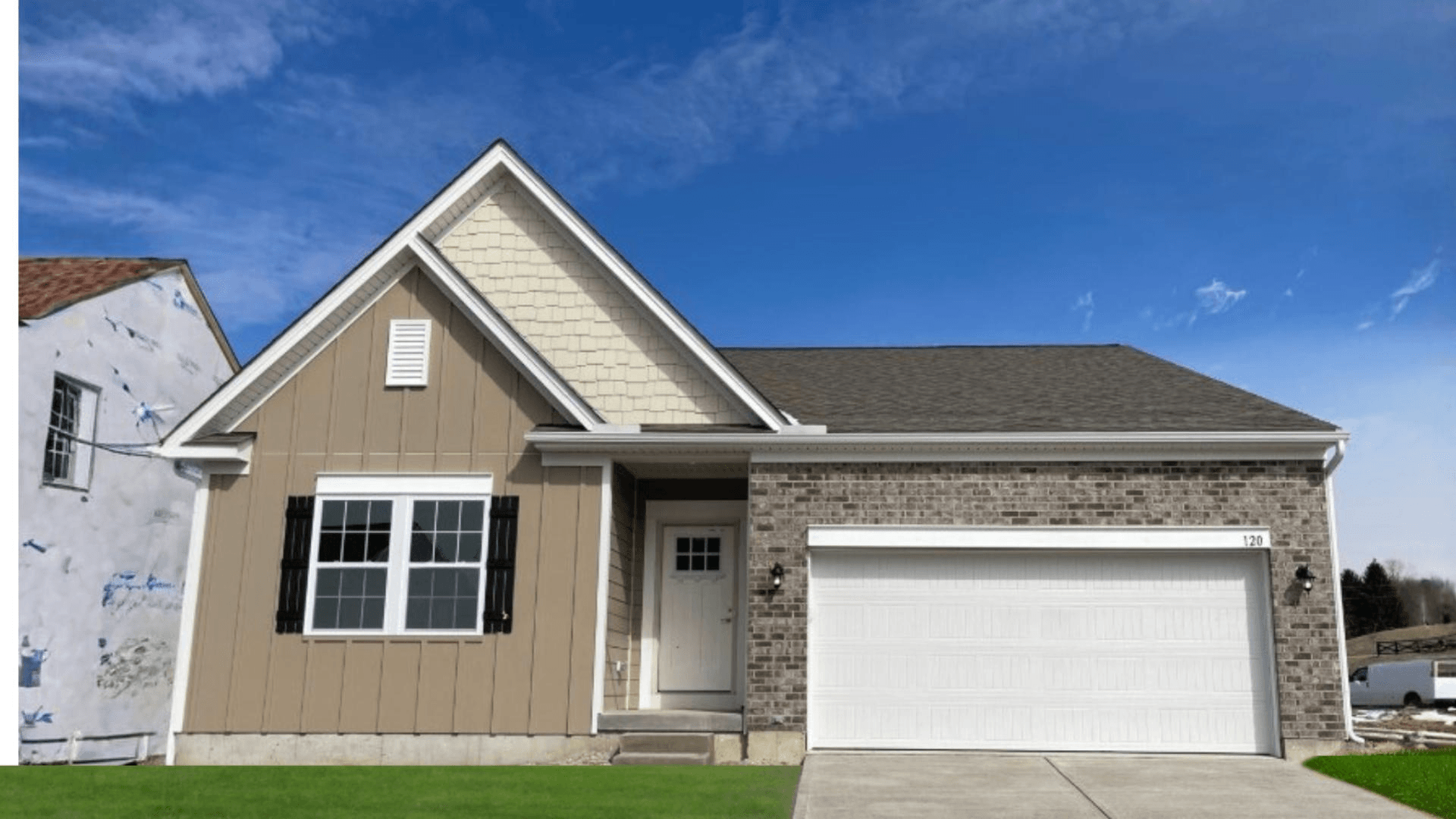 Exterior:Street View