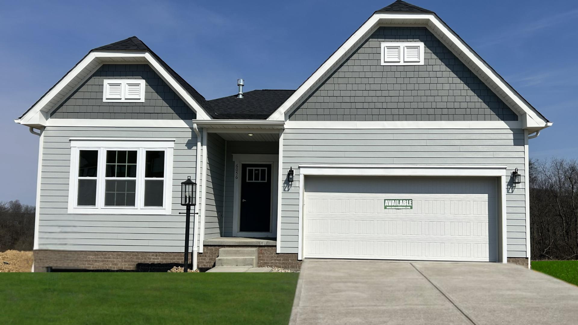 Exterior:Street View