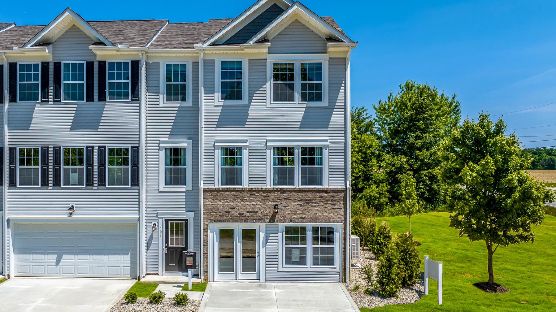 The Hamptons At Shannon Lakes in Canal Winchester, OH New Homes by