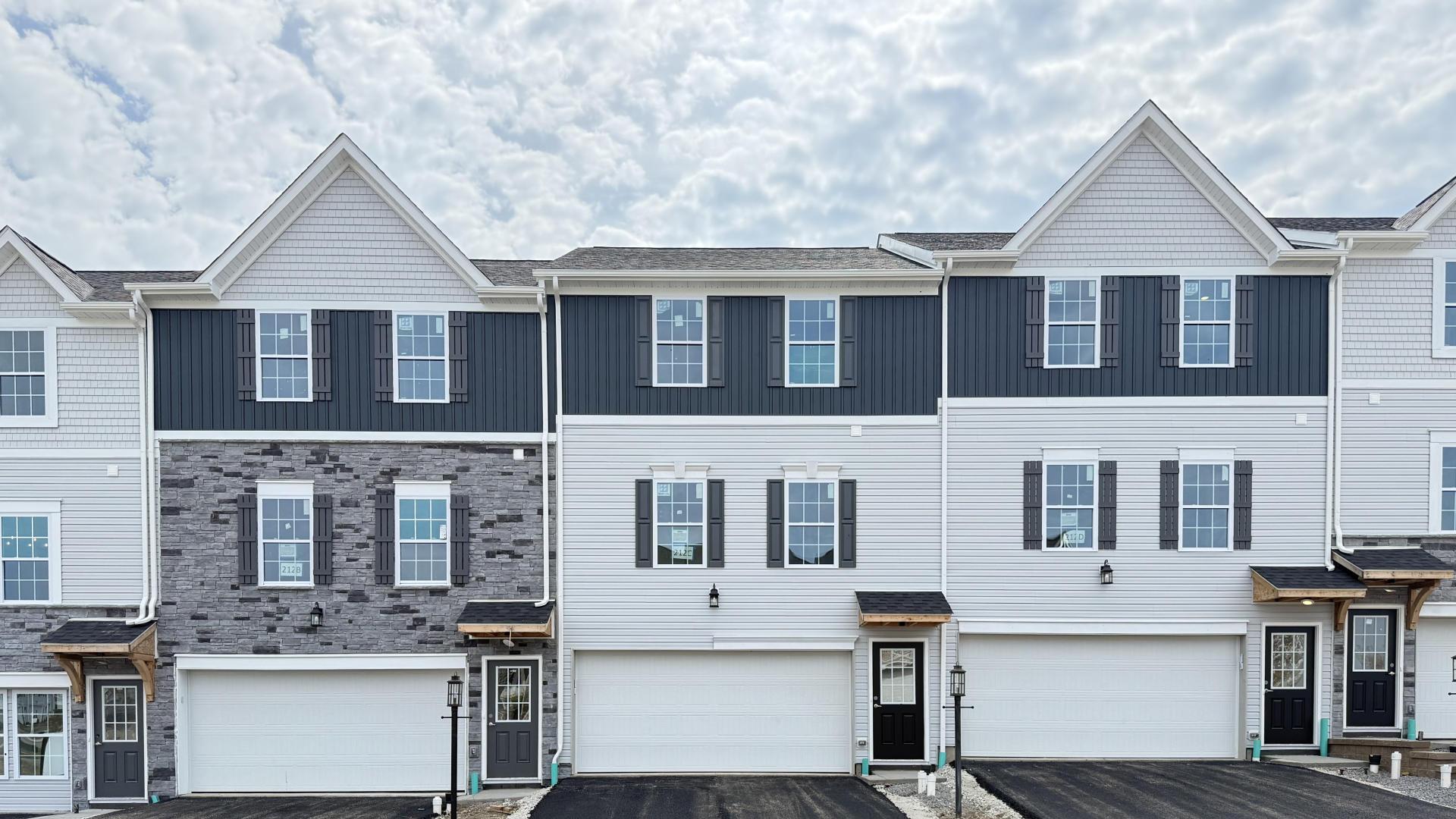 Exterior:Street View