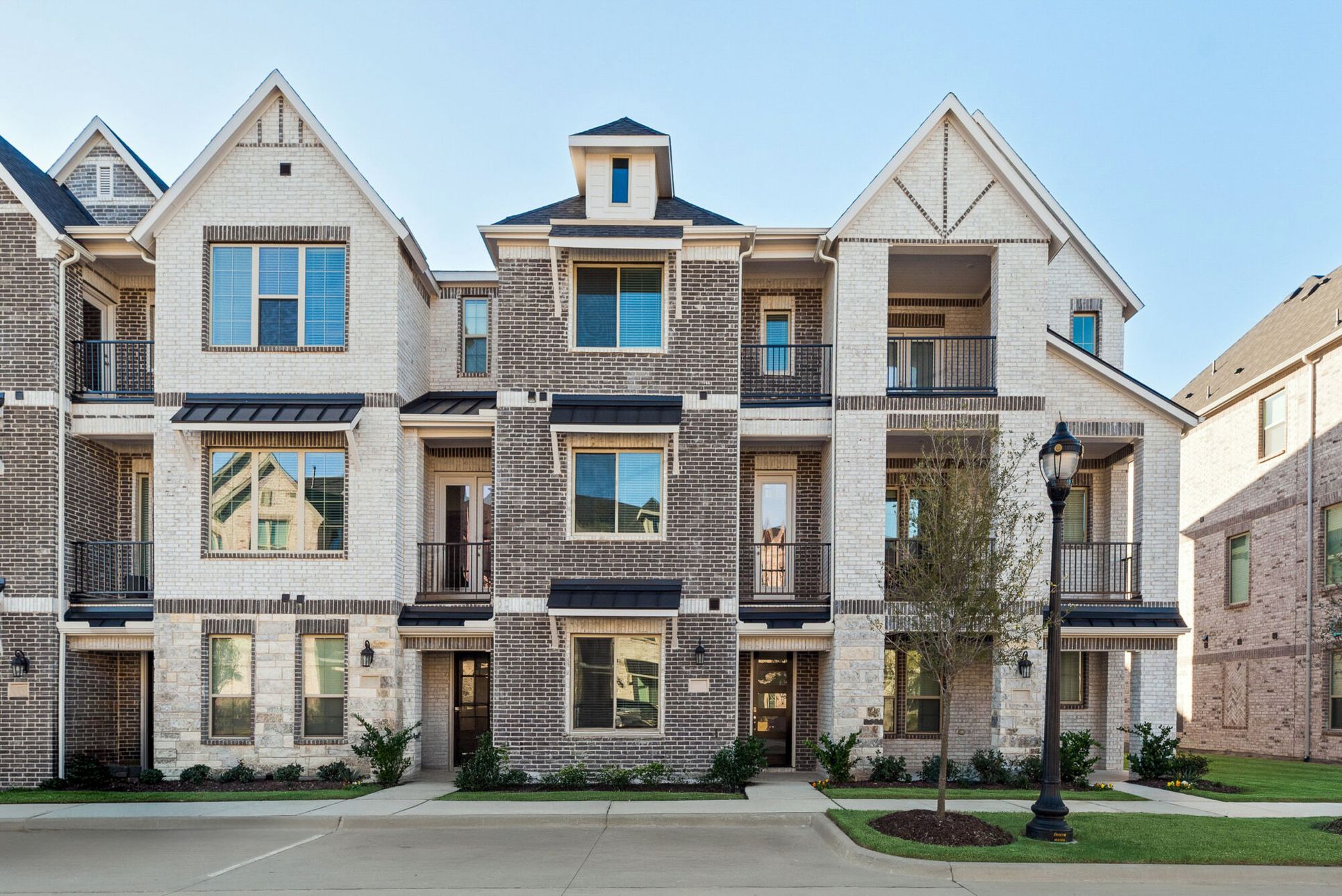 Exterior:The Imperial - C Elevation