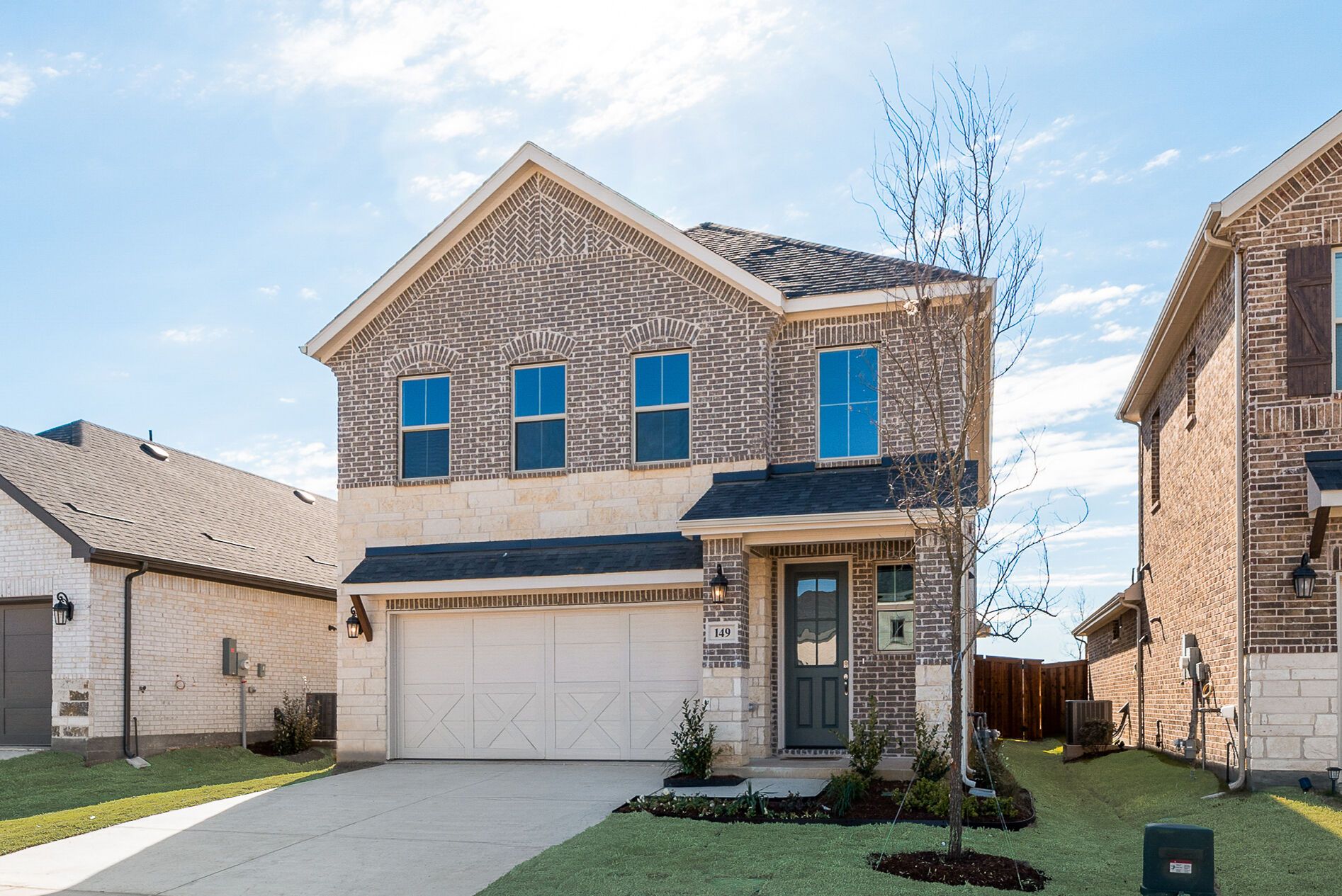 Exterior:Front Elevation