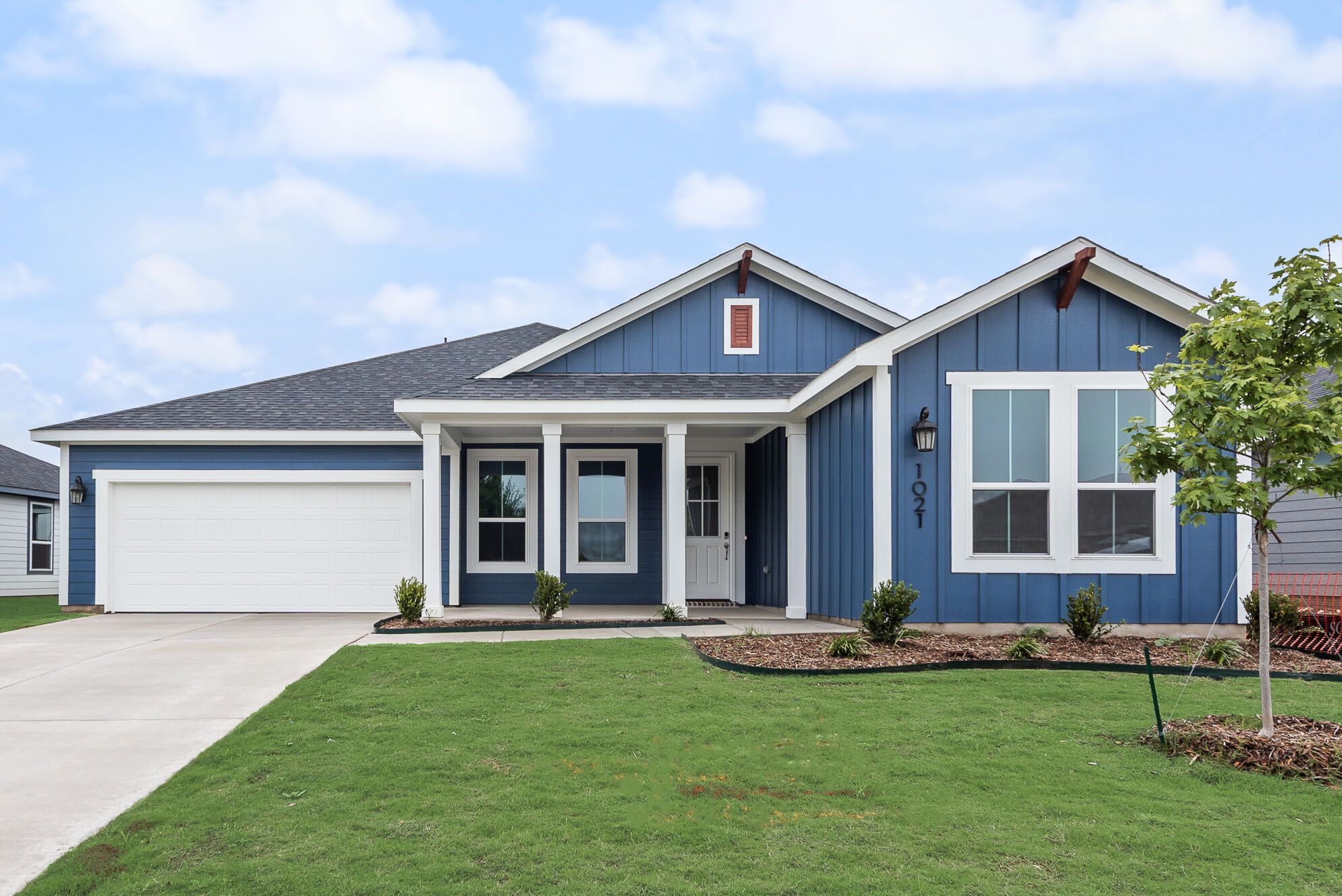 Exterior:Front Elevation