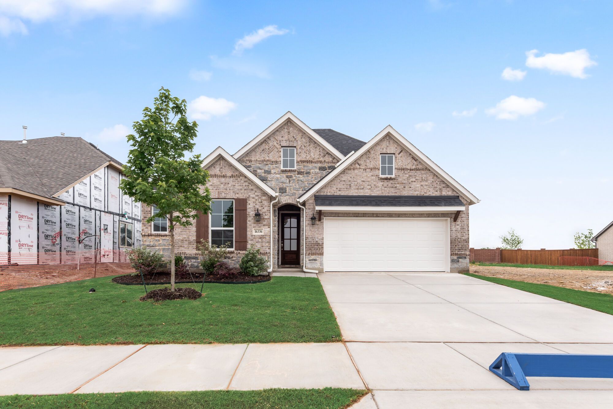 Exterior:Front Elevation