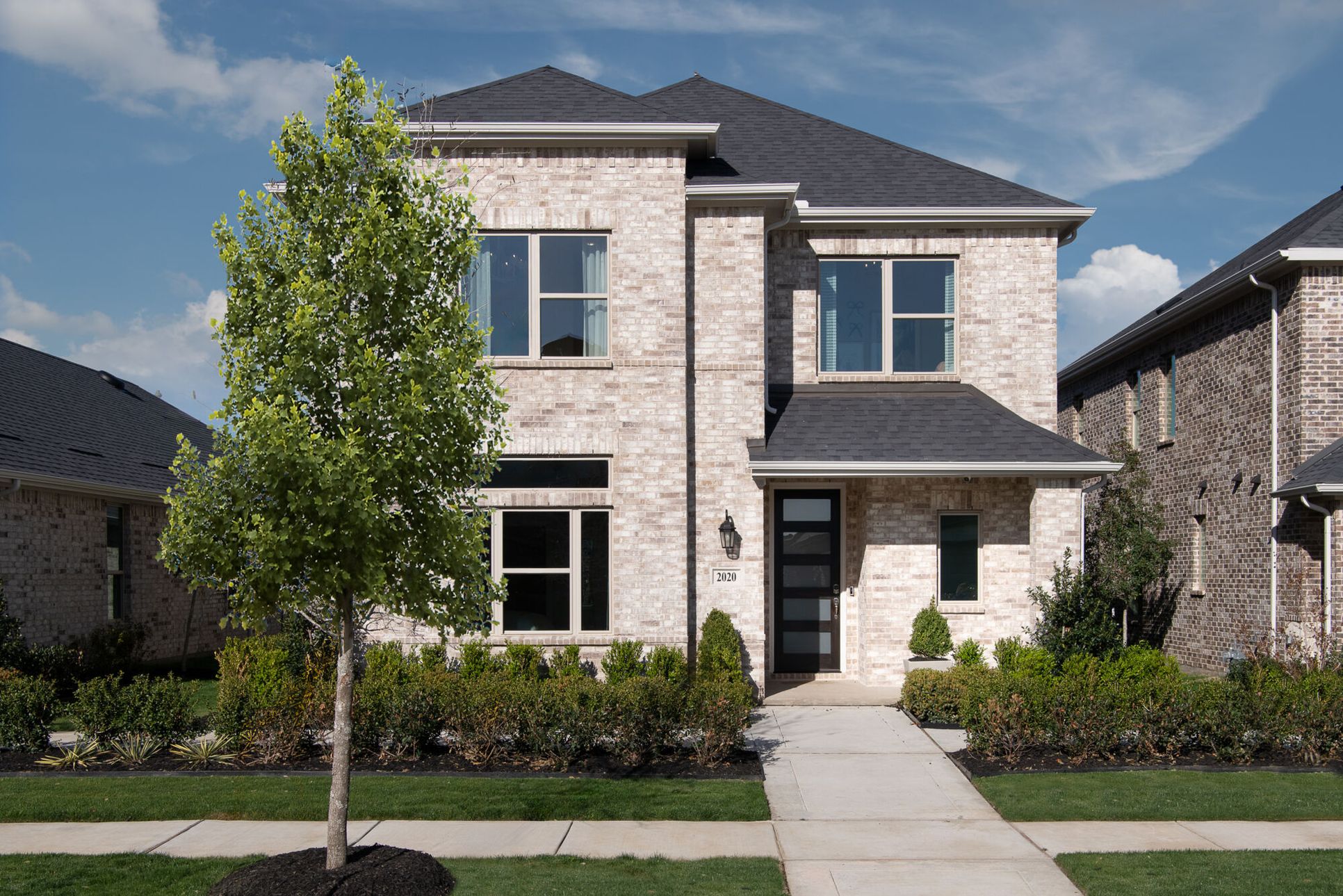Exterior:The Cypress Model