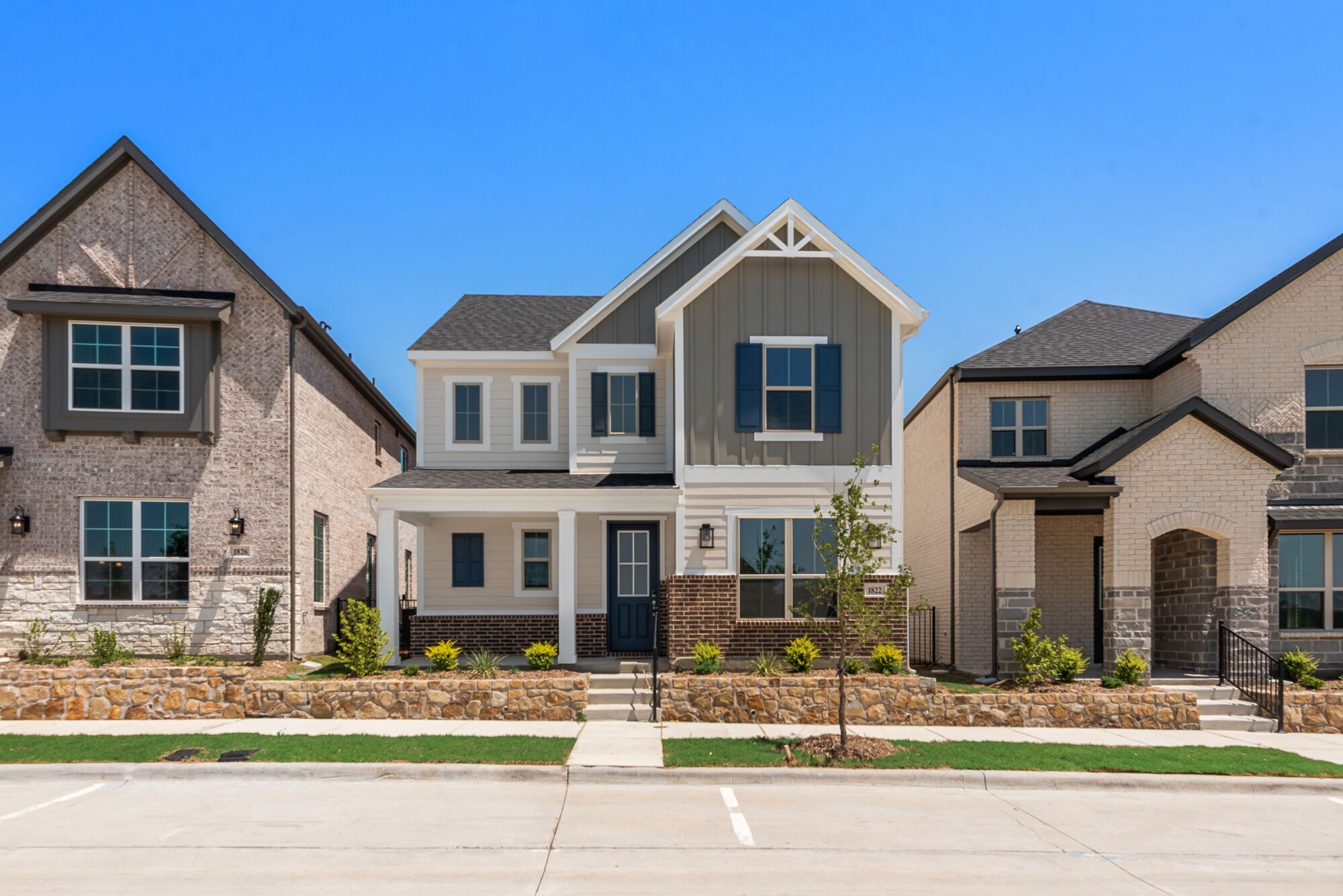 Exterior:Front Elevation