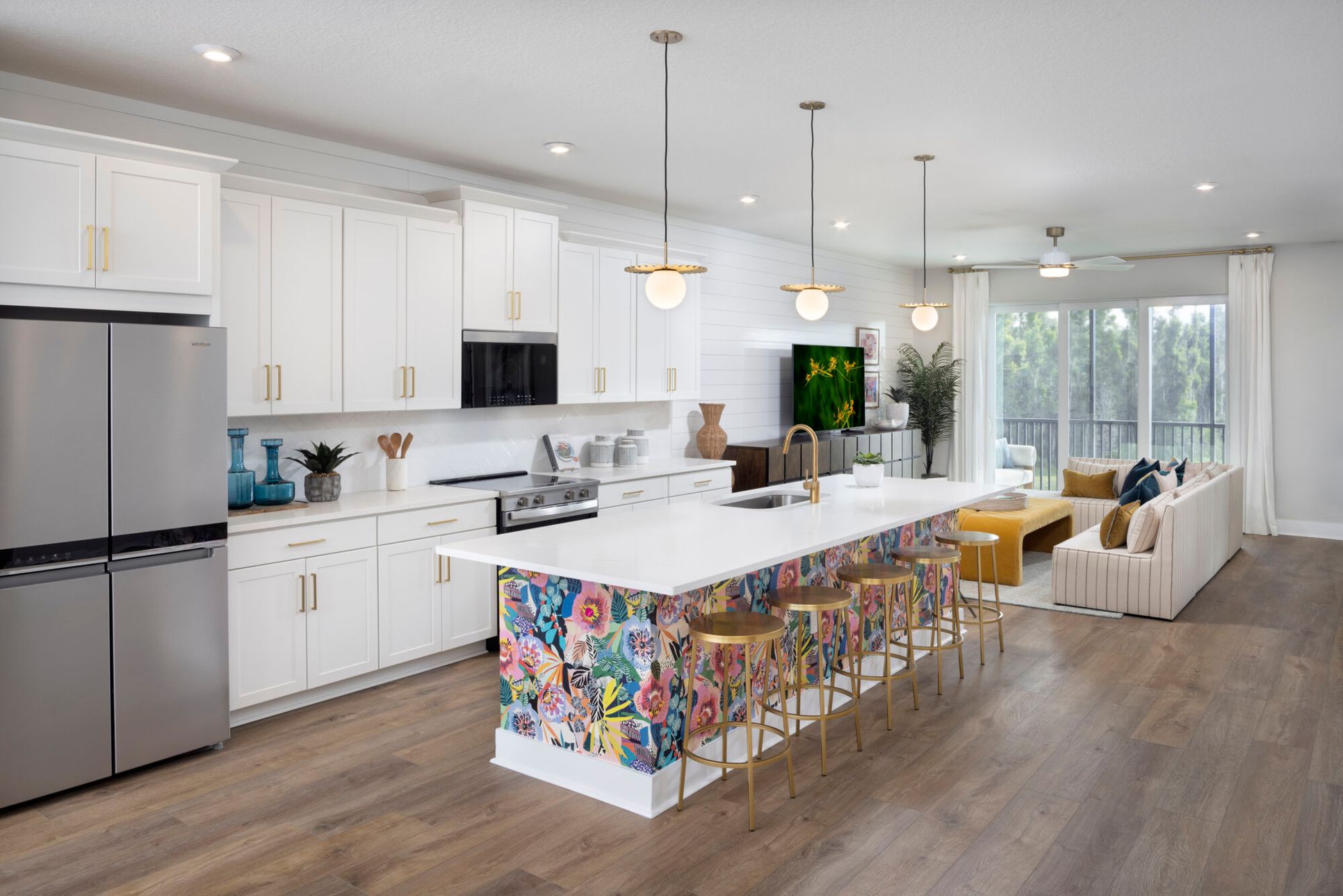 Exterior:Kitchen
