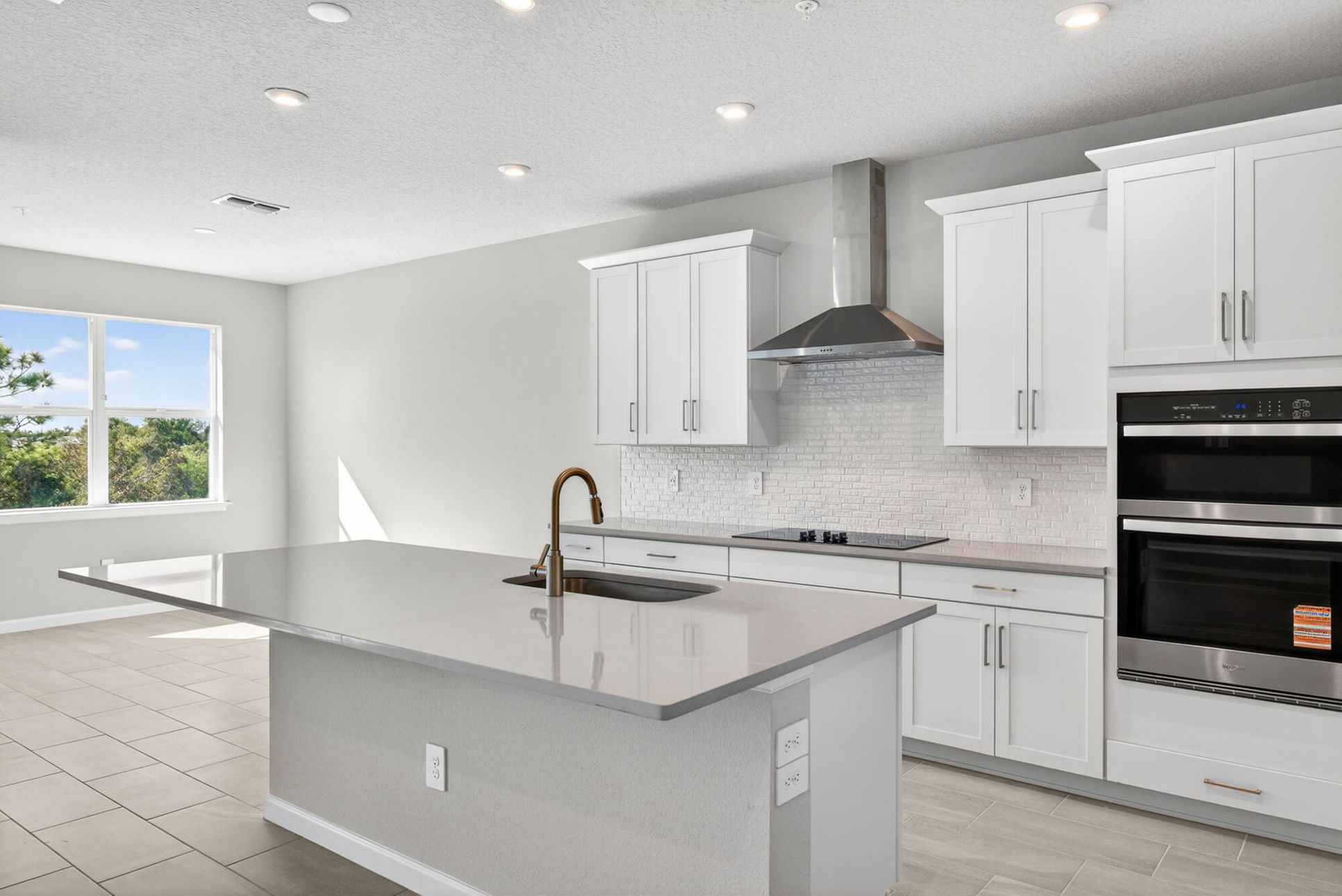Exterior:Kitchen