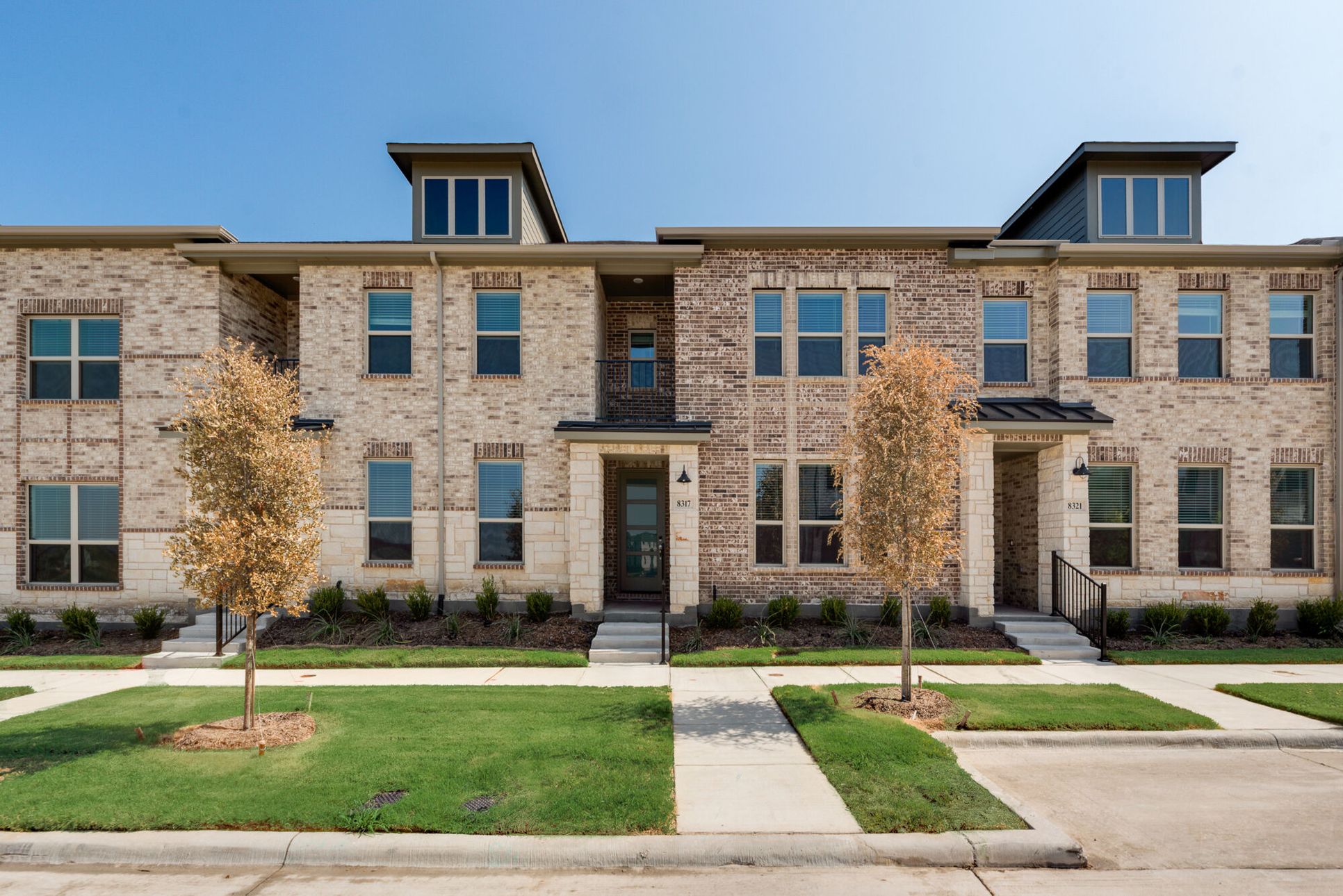Exterior:Front Elevation